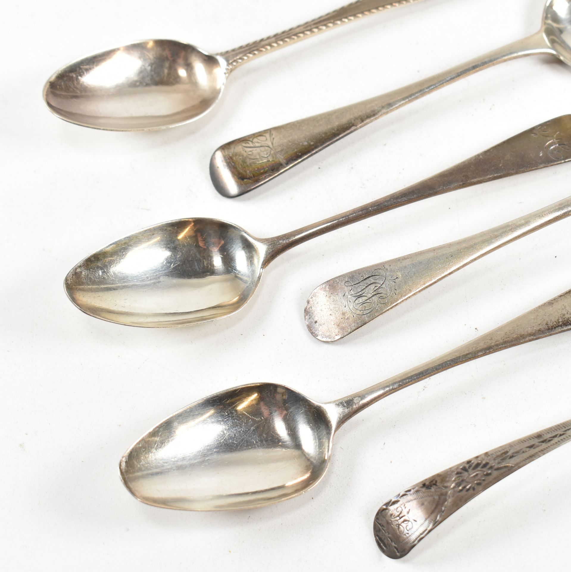 GEORGIAN & LATER HALLMARKED SILVER TEA SPOONS - Image 2 of 5