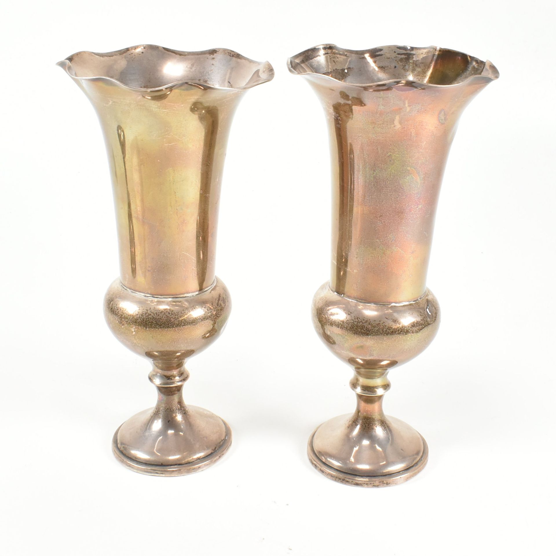 EDWARD VII & LATER HALLMARKED SILVER POSEY VASES - Image 3 of 12