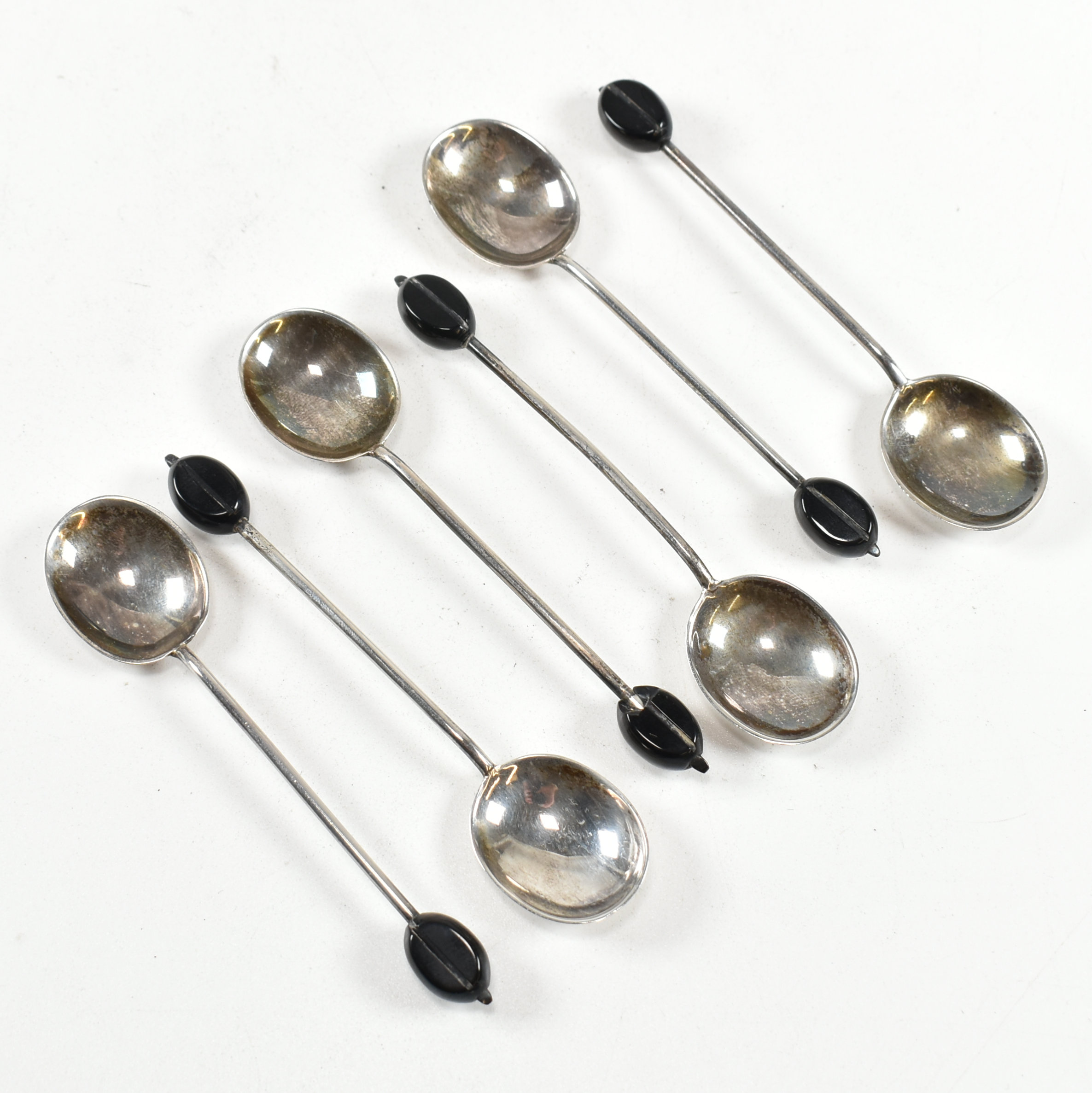 GEORGE V HALLMARKED SILVER COFFEE BEAN SPOONS - Image 3 of 5