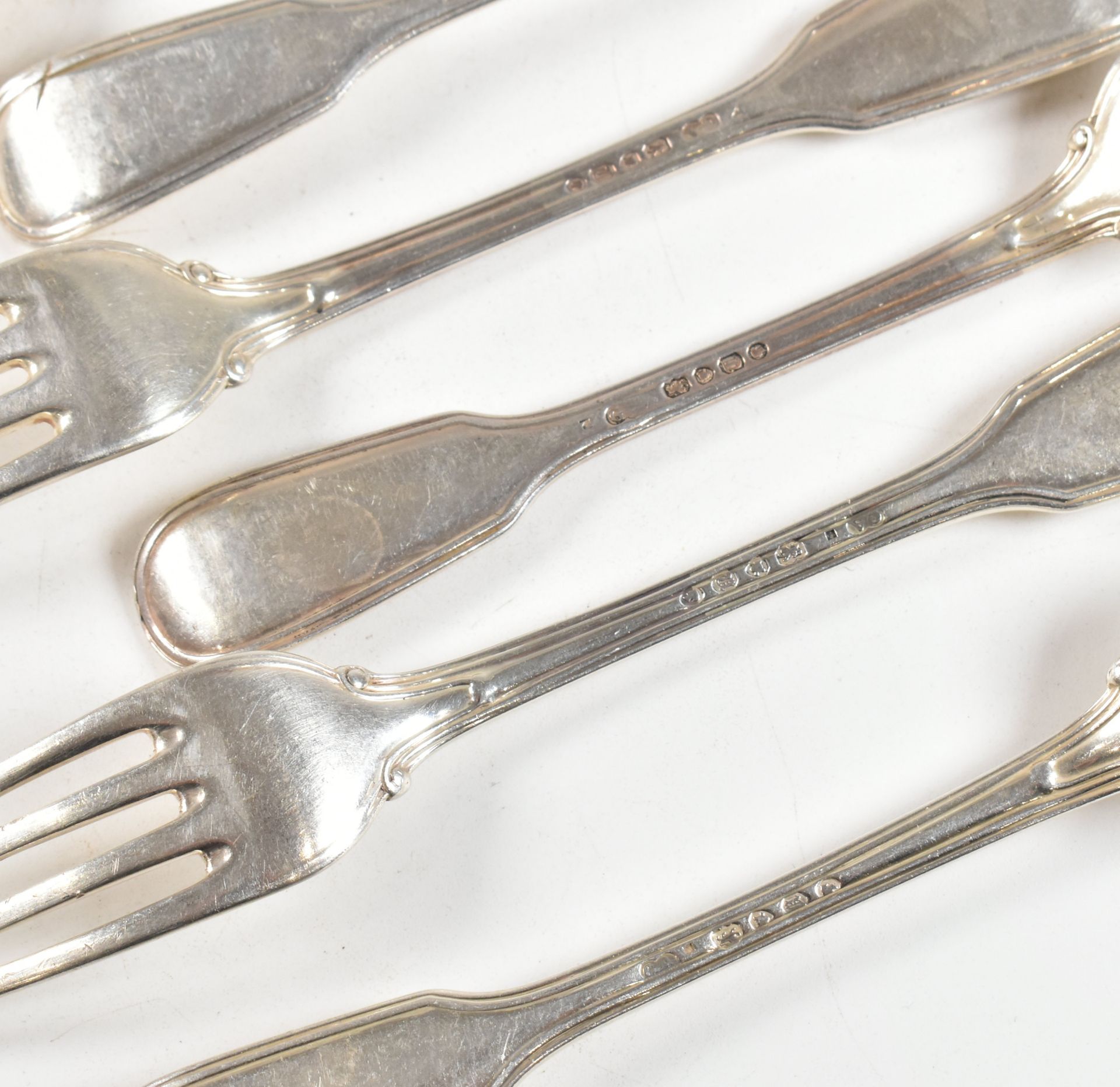 EIGHT VICTORIAN HALLMARKED SILVER FORKS - Image 5 of 6