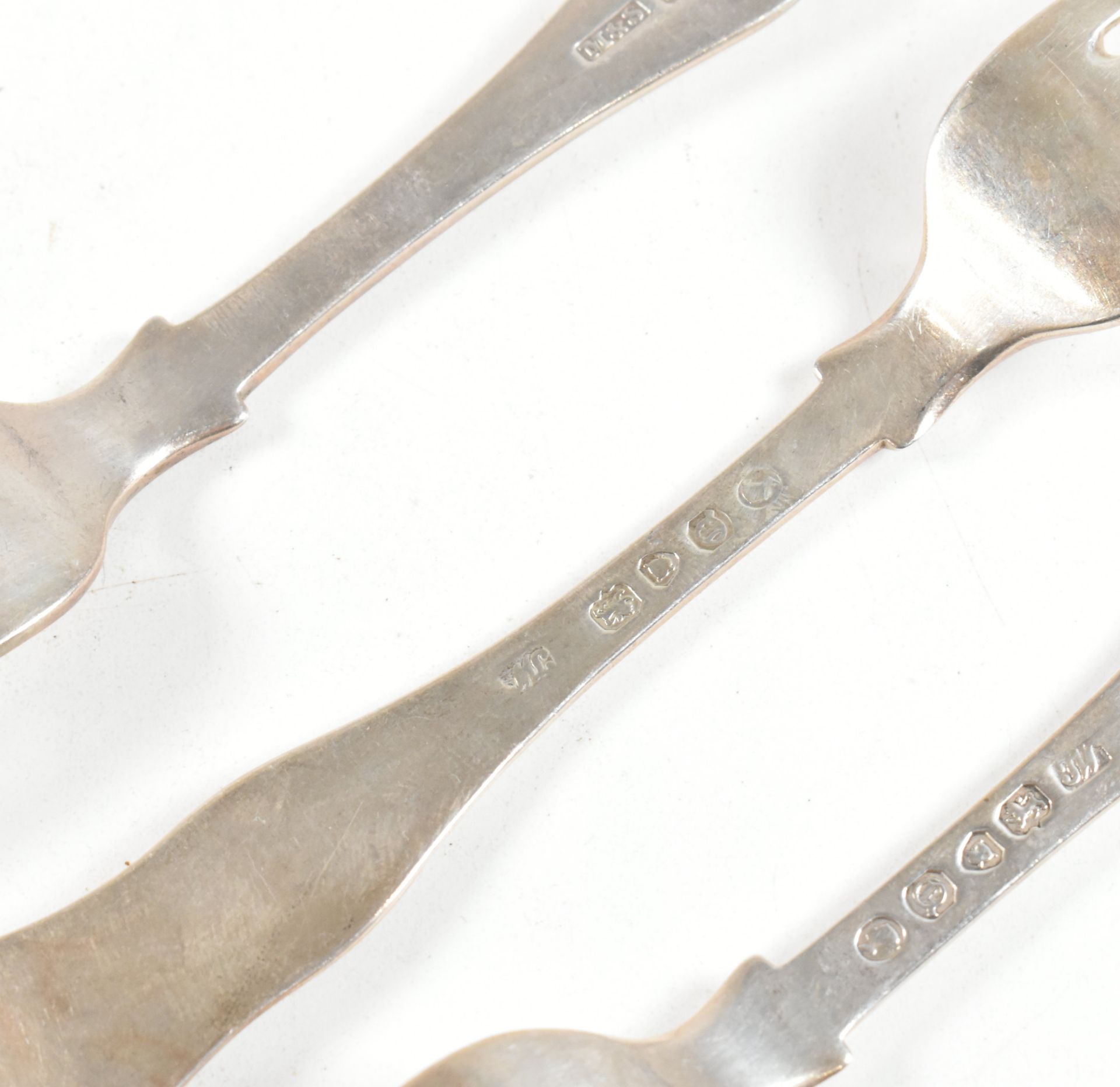 WILLIAM IV & LATER HALLMARKED SILVER FLATWARE - Image 6 of 7