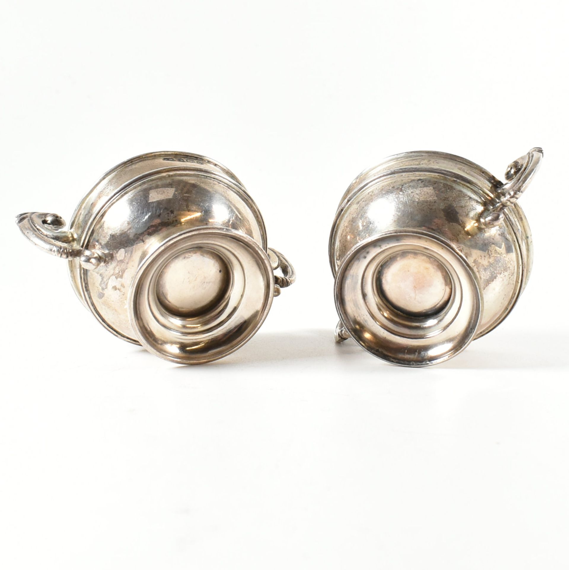 PAIR OF LATE VICTORIAN HALLMARKED SILVER SALTS CHARLES HORNER - Image 7 of 9