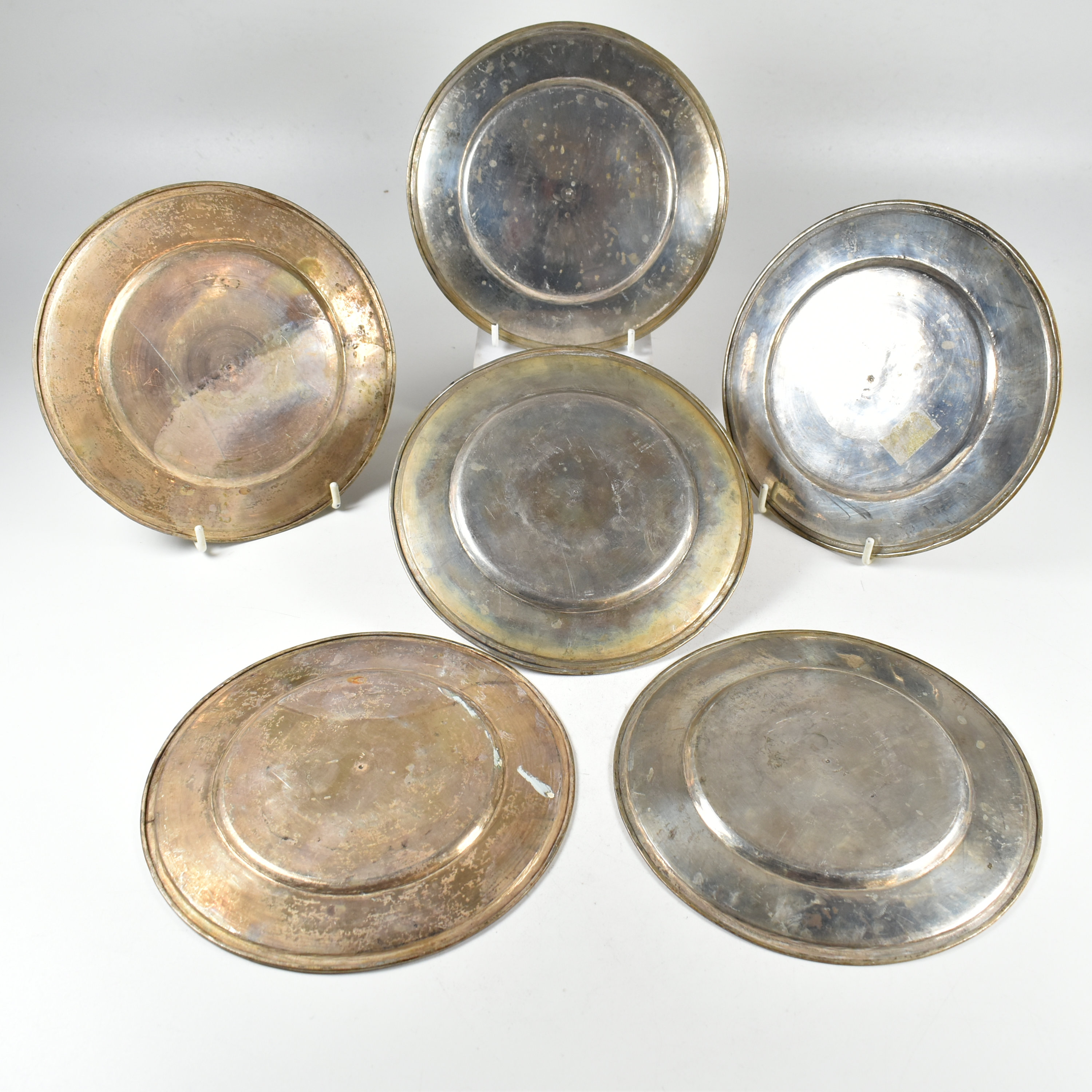 SET OF SIX PERSIAN SILVER SIDE PLATES - Image 8 of 15