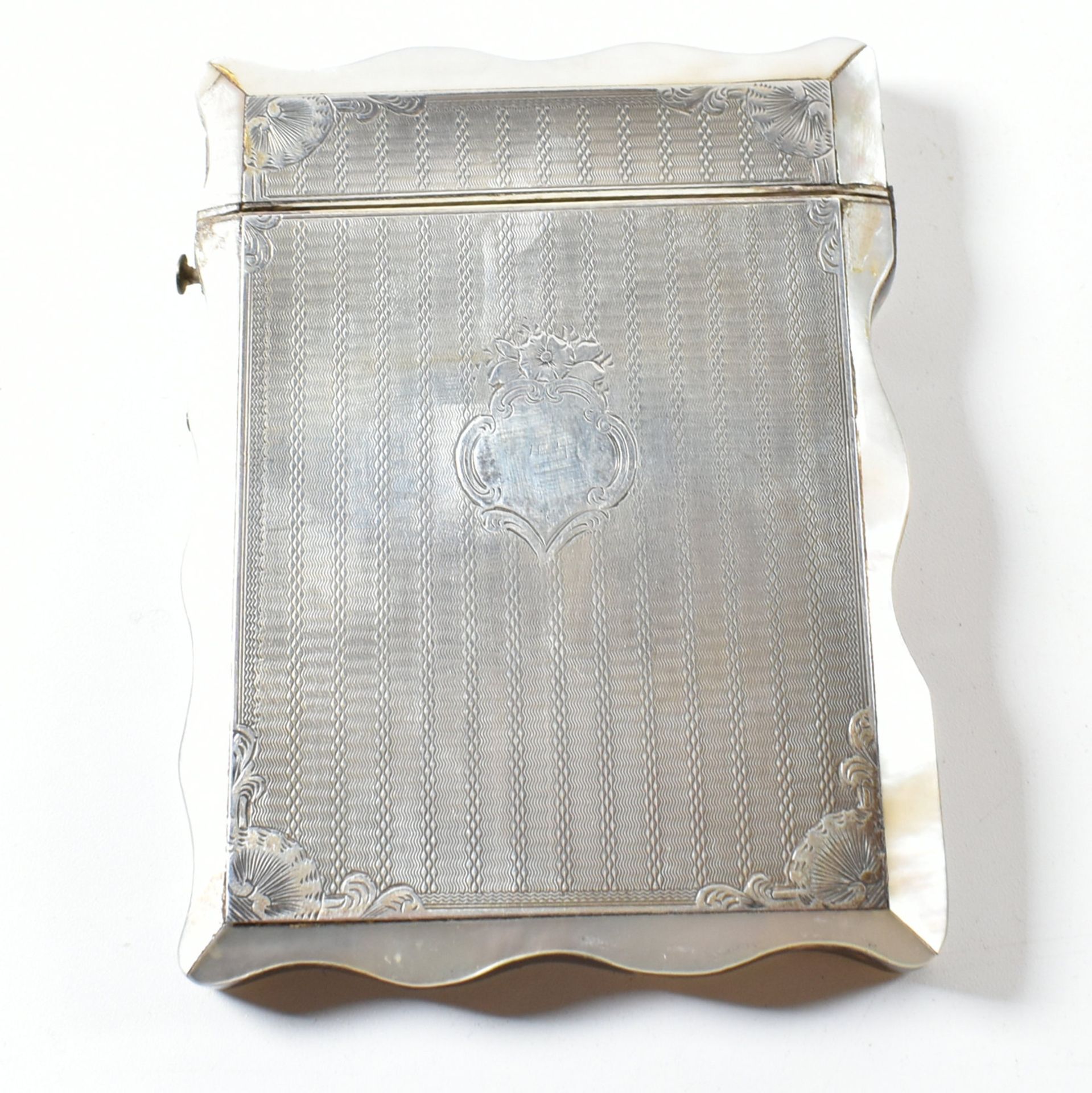 ANTIQUE WHITE METAL TORTOISESHELL & MOP CARD CASE - Bild 3 aus 9