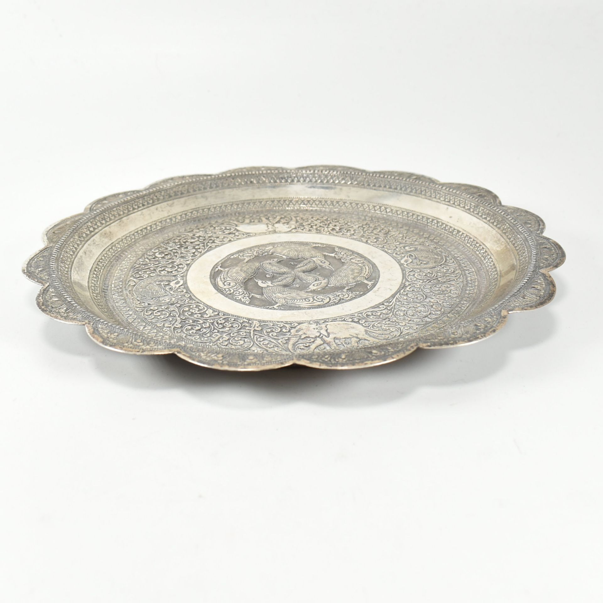 MIDDLE EASTERN WHITE METAL TRAY - Image 2 of 5