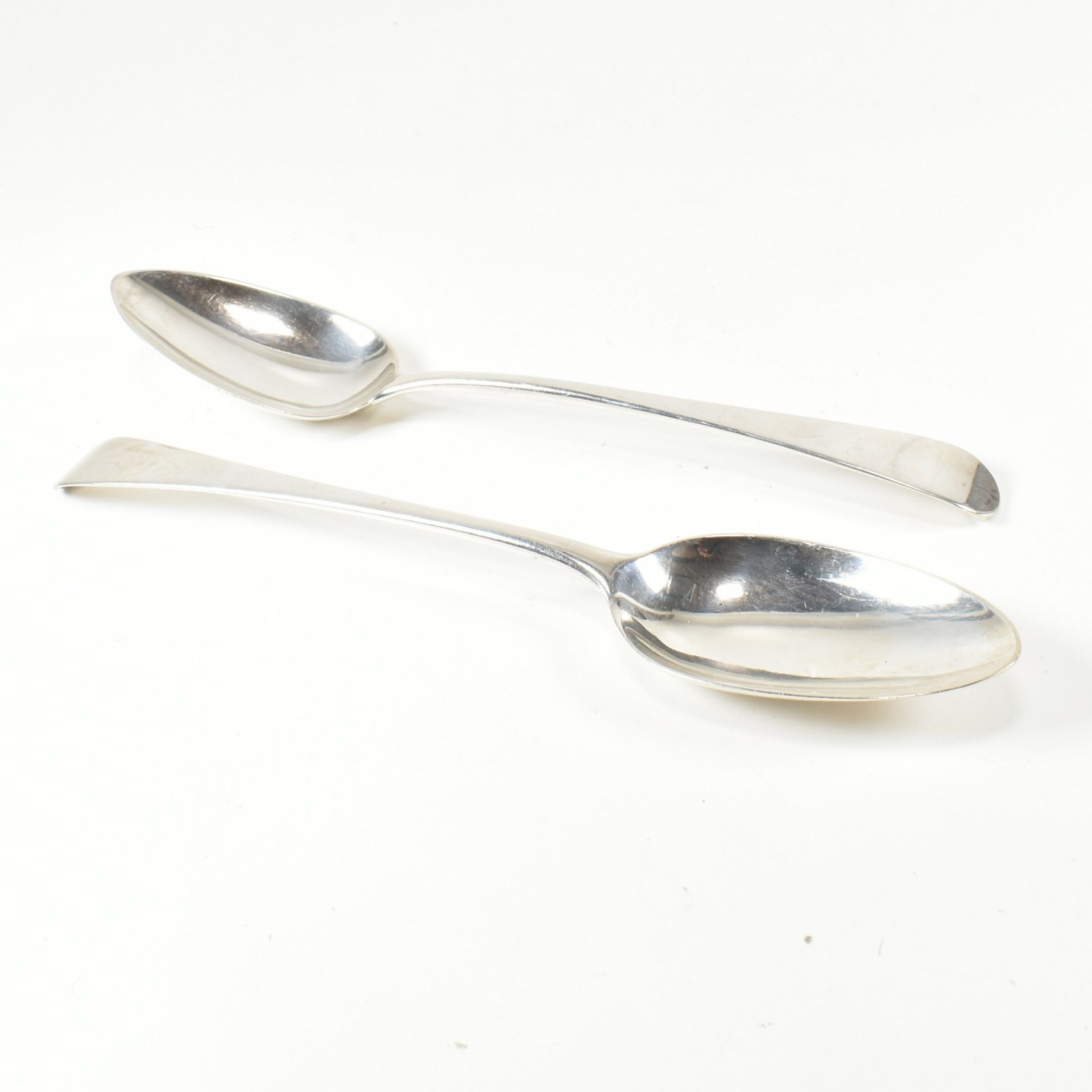 TWO GEORGE III HALLMARKED SILVER SPOONS - Image 5 of 5