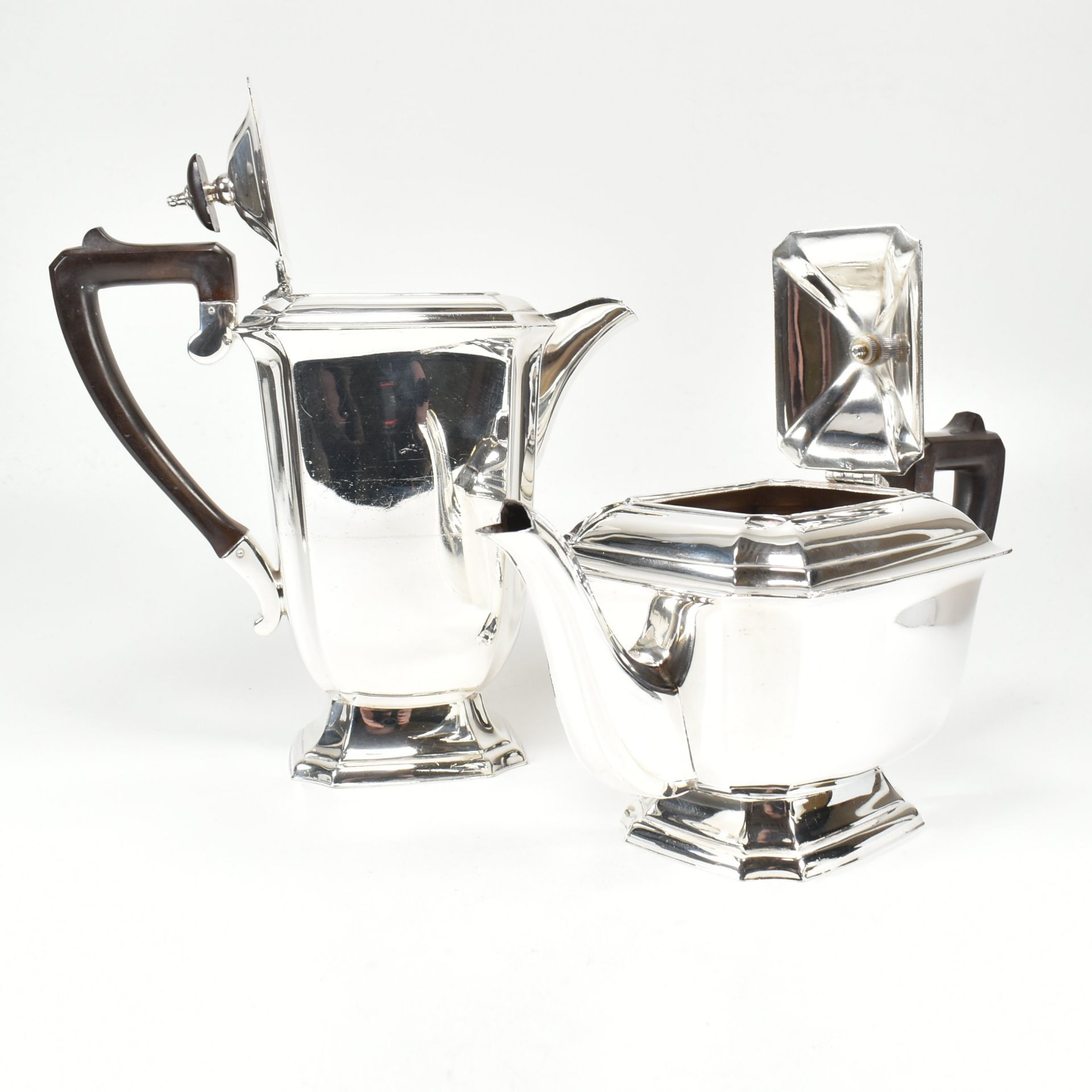 ELLIS & CO SILVER PLATED TEA SERVICE - Image 5 of 6