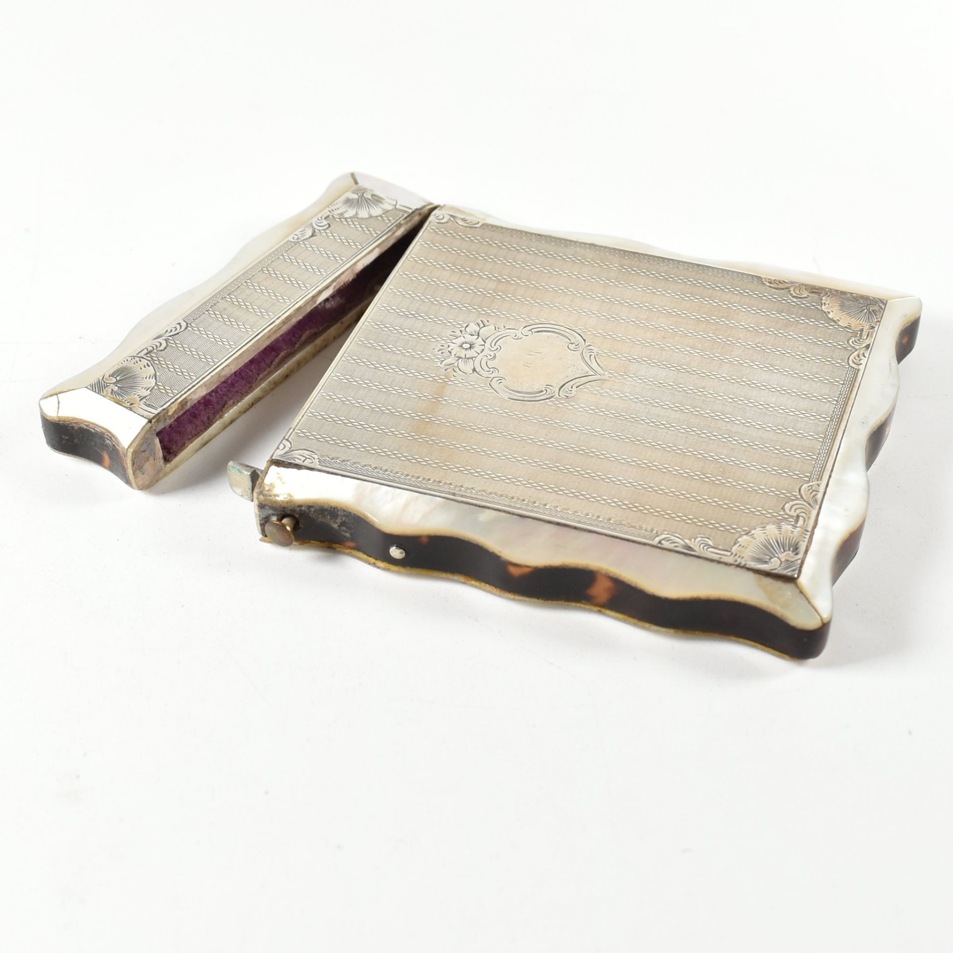 ANTIQUE WHITE METAL TORTOISESHELL & MOP CARD CASE - Image 6 of 9