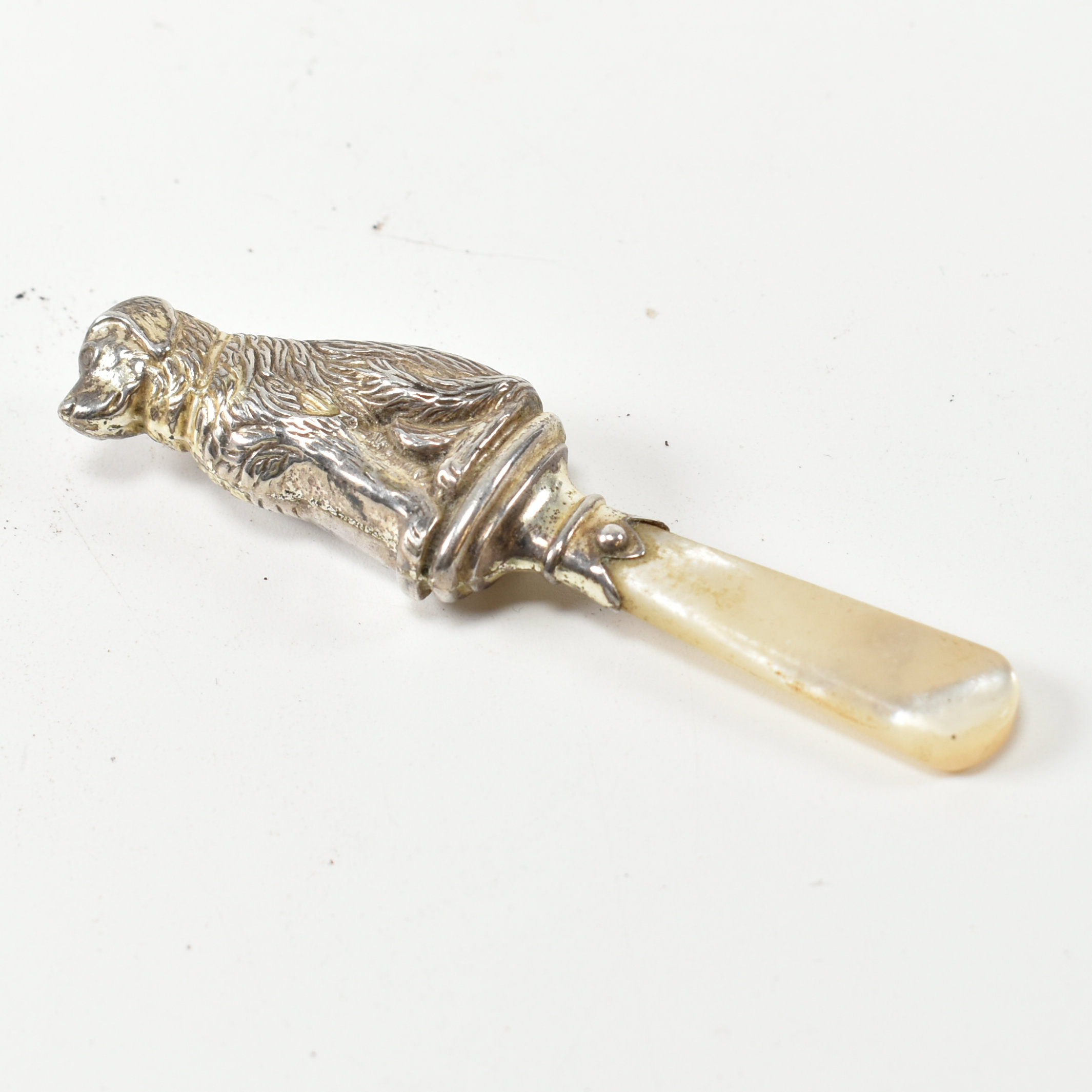 VICTORIAN HALLMARKED SILVER COMBINATION RATTLE TEETHER DOG - Image 2 of 6