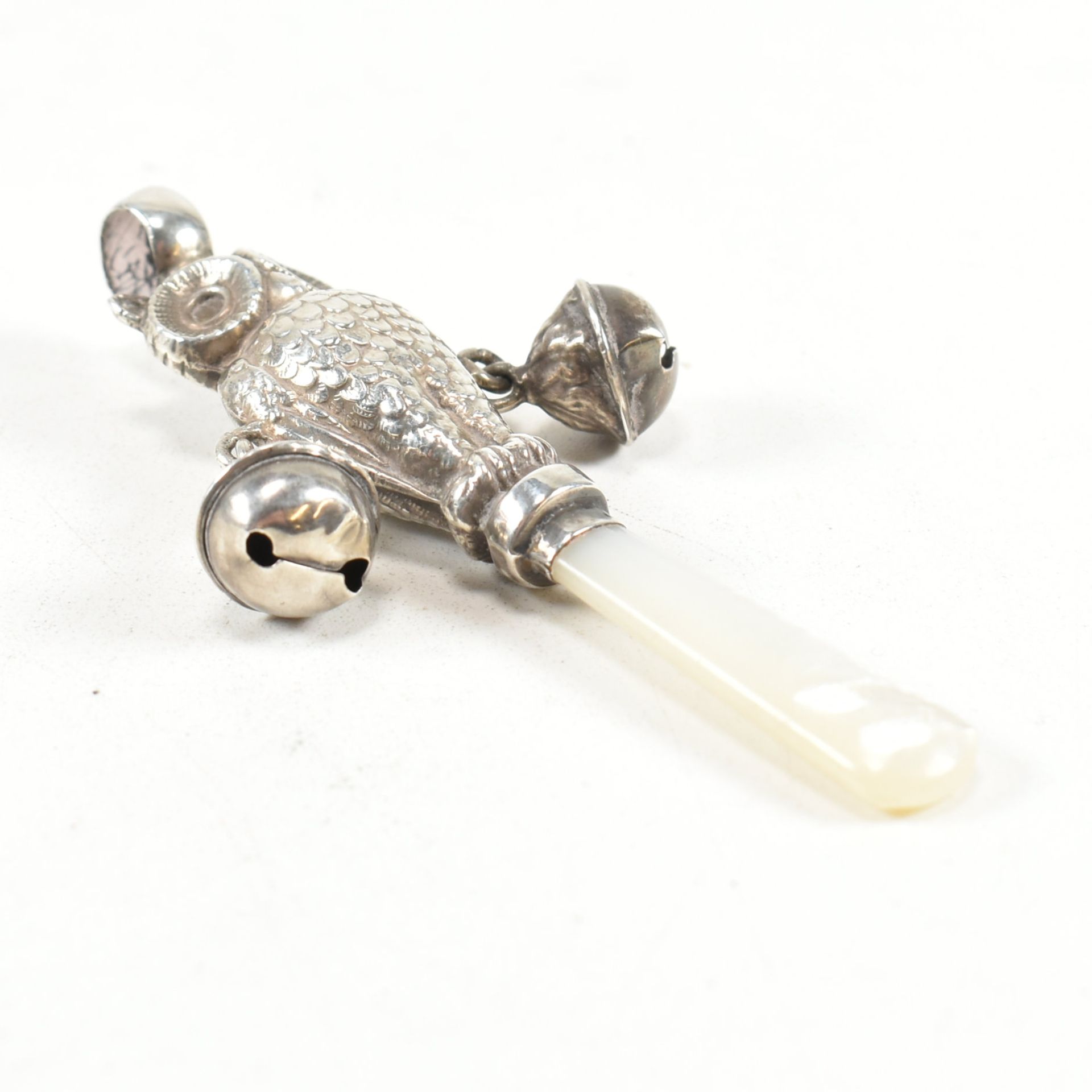 EARLY 20TH CENTURY SILVER OWL RATTLE & MOTHER OF PEARL TEETHER - Image 2 of 4