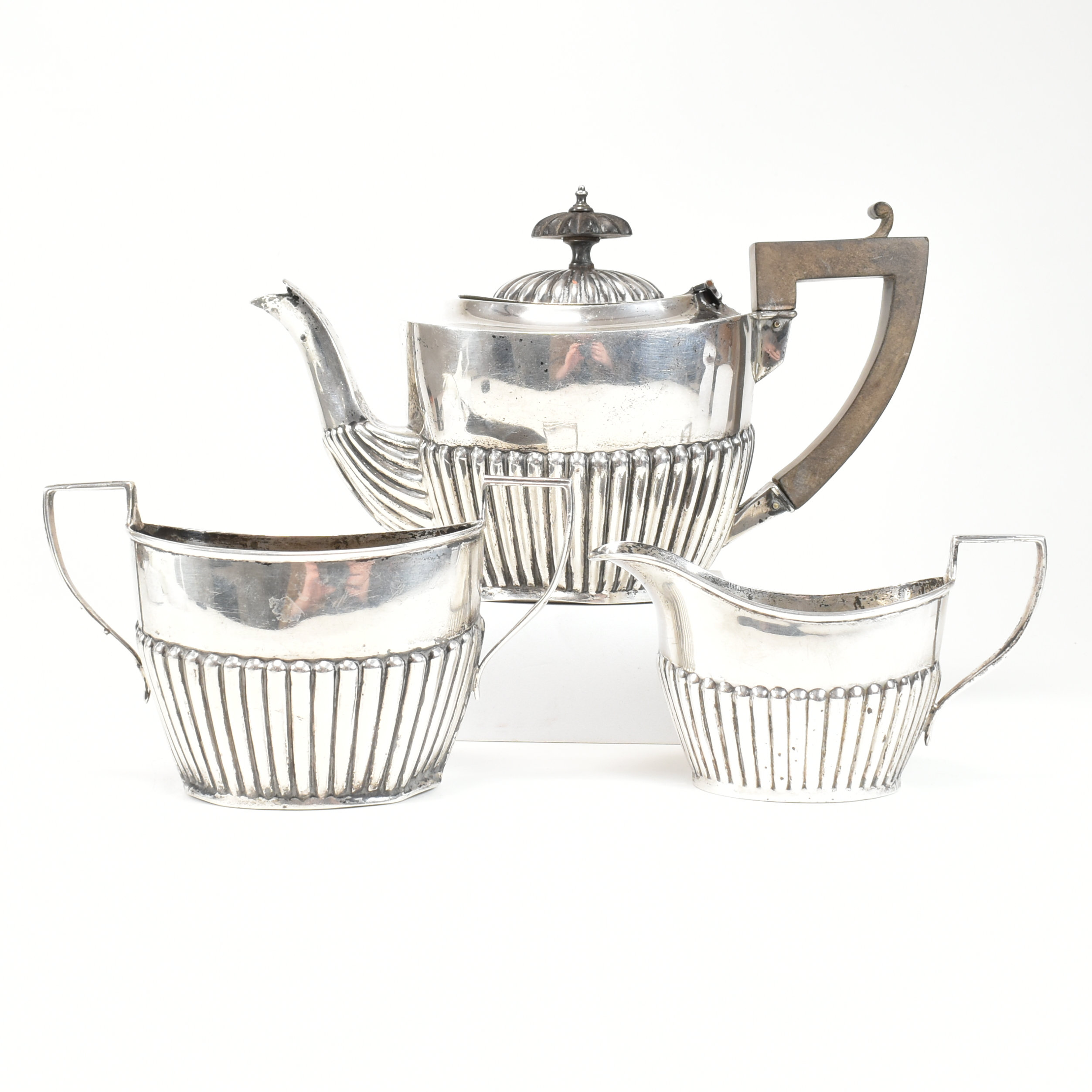 EDWARD VII 3 PIECE HALLMARKED SILVER TEA SERVICE