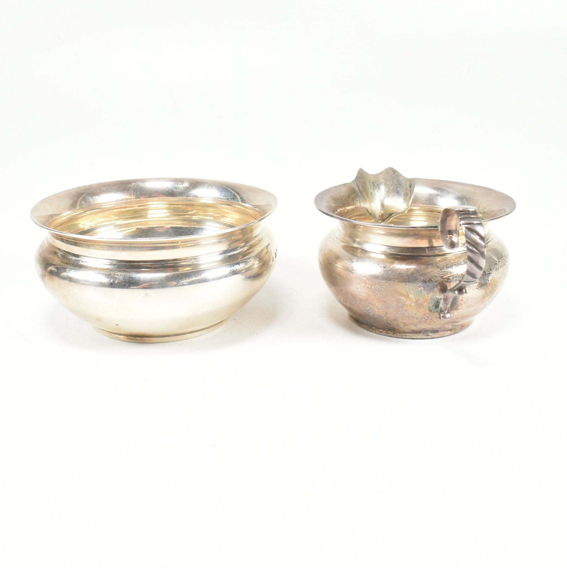 GEORGE V HALLMARKED SILVER SUGAR BOWL & CREAMER - Image 3 of 7