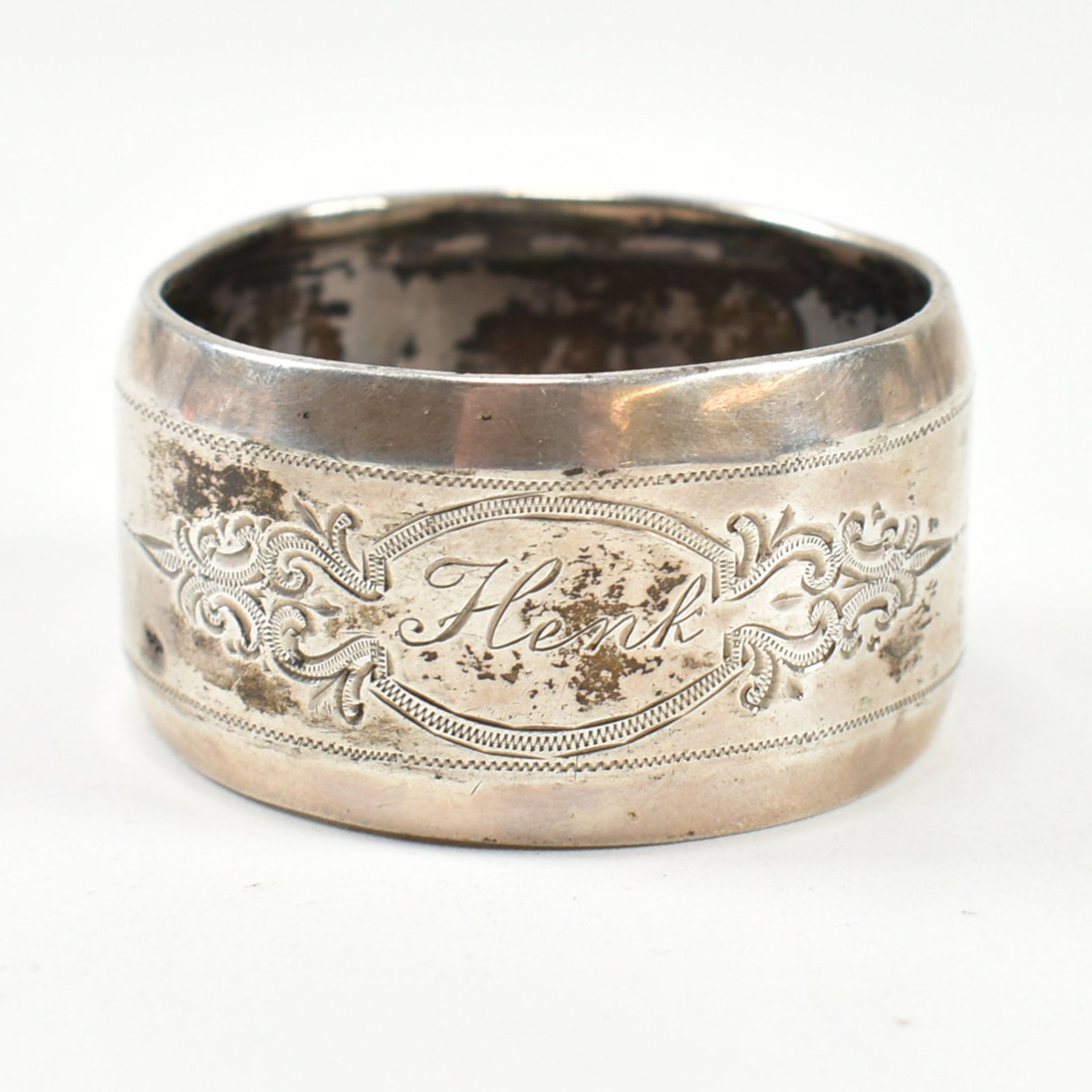 EARLY 20TH CENTURY DUTCH 835 SILVER BEAKERS & OTHER NAPKIN RINGS - Image 10 of 11