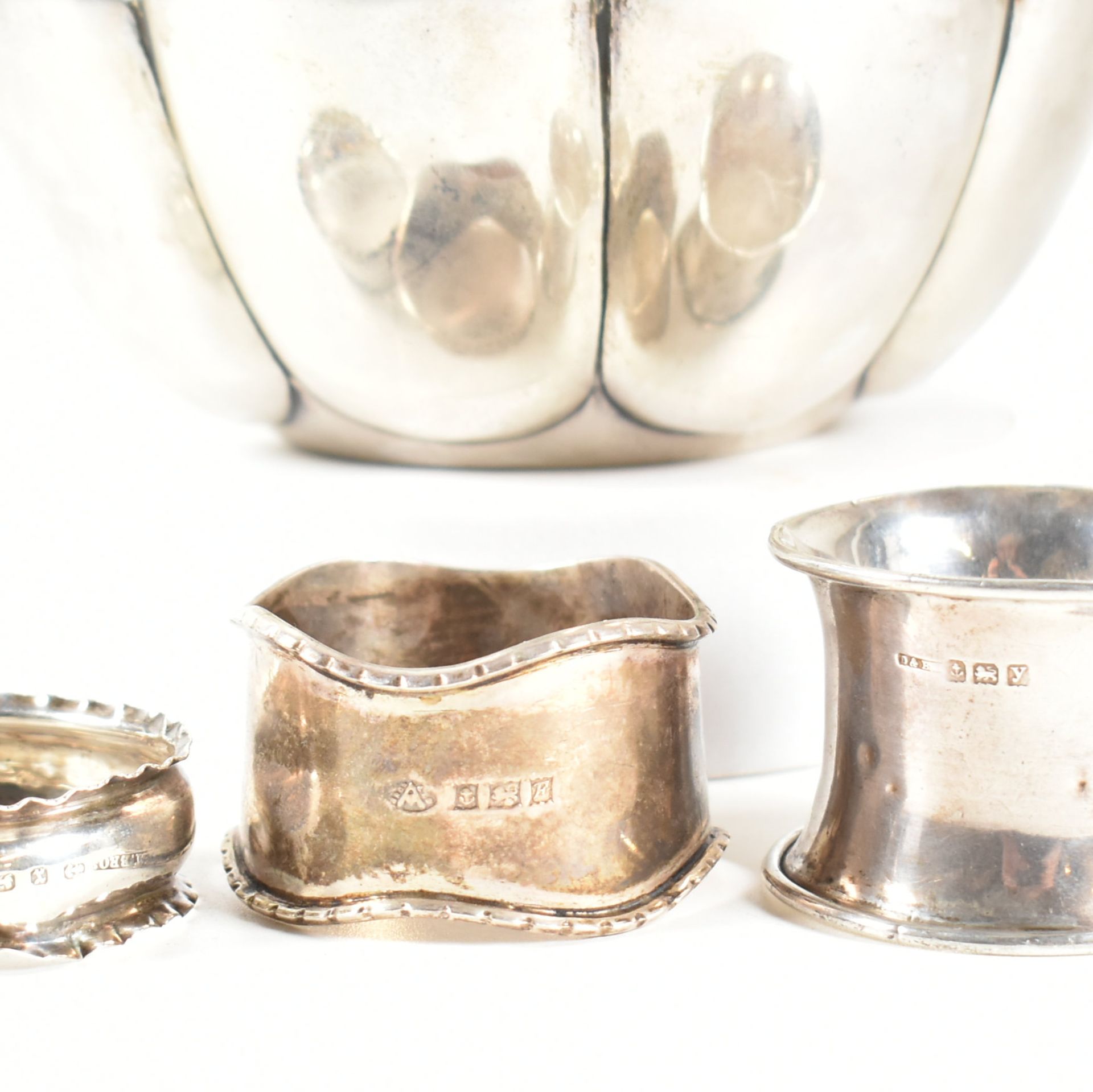 EDWARD VII HALLMARKED SILVER BOWL & OTHER NAPKIN RINGS - Image 4 of 6