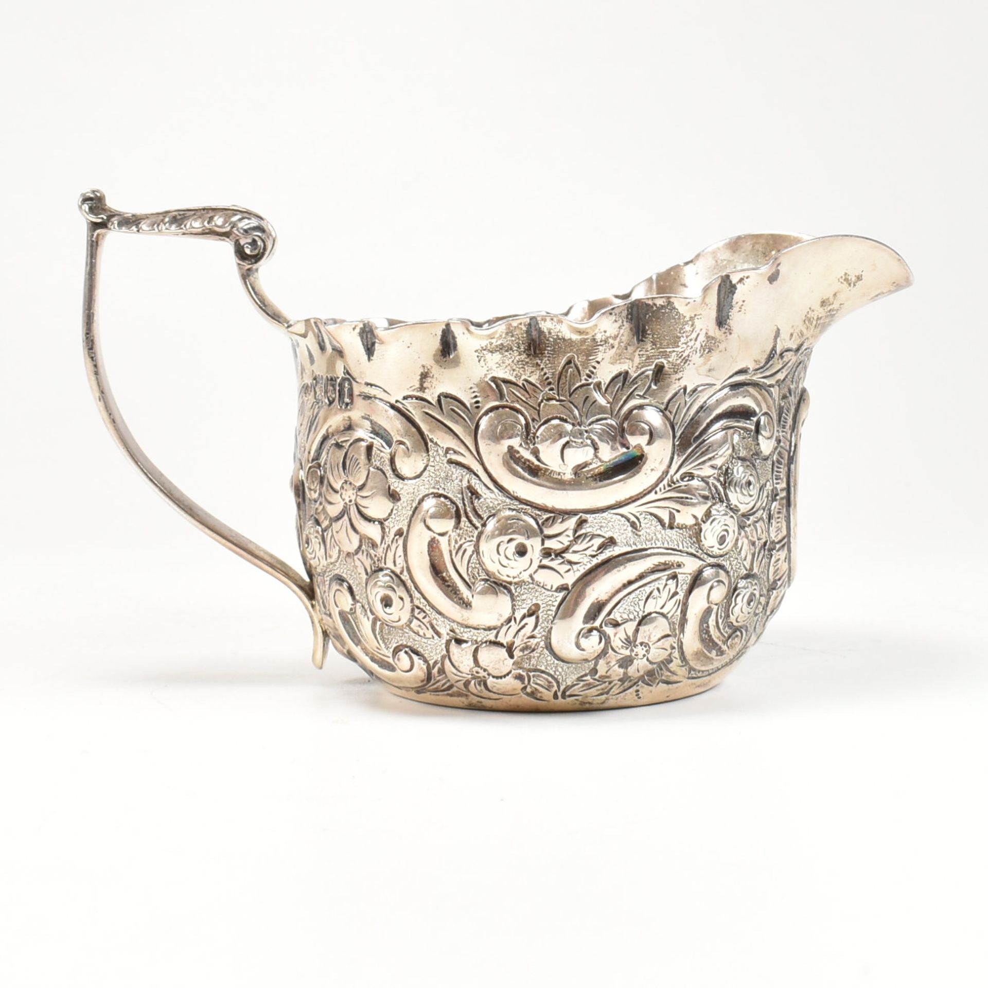 EARLY 20TH CENTURY HALLMARKED SILVER CREAMER