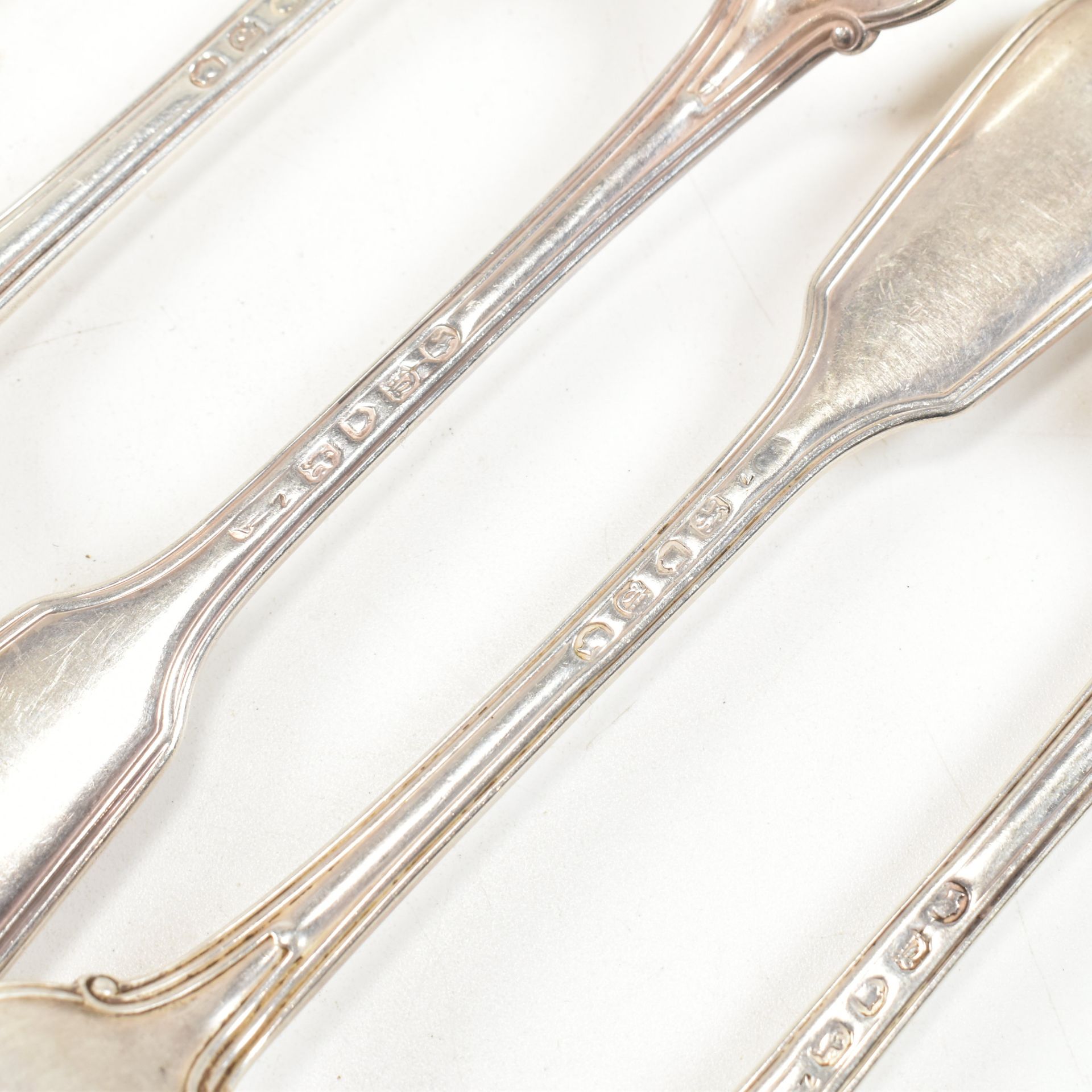 6 VICTORIAN HALLMARKED SILVER FORKS - Image 5 of 6