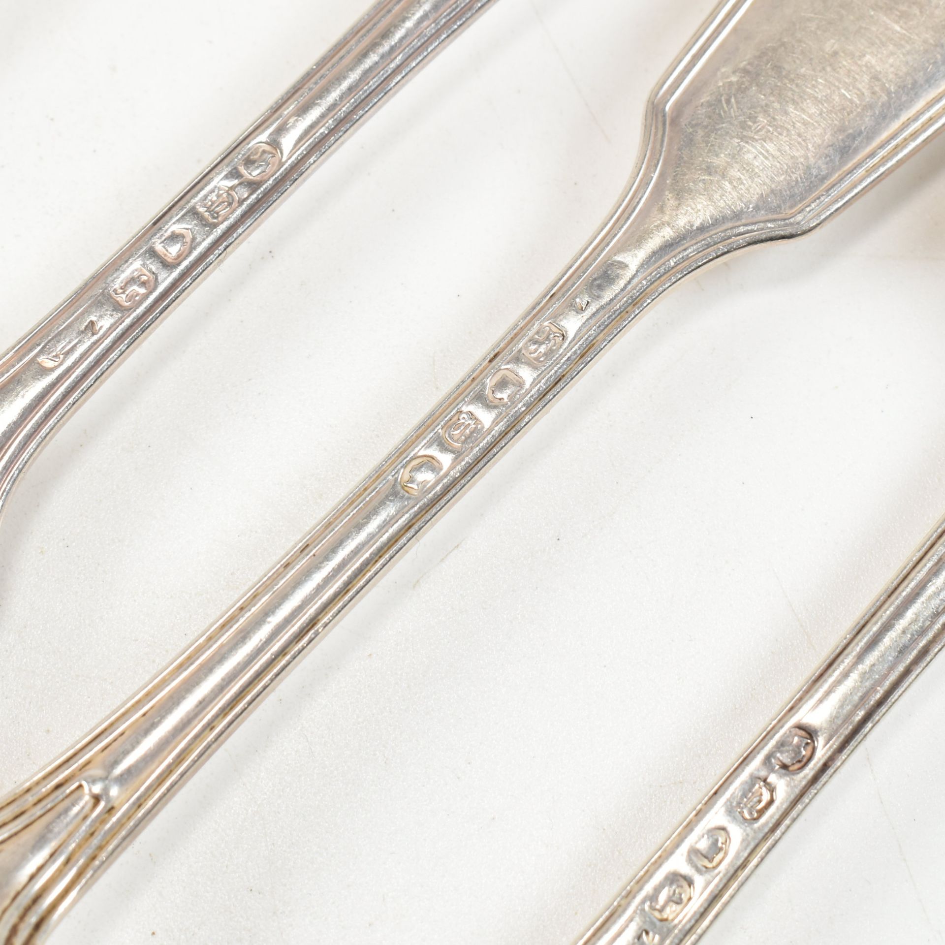 6 VICTORIAN HALLMARKED SILVER FORKS - Bild 4 aus 6