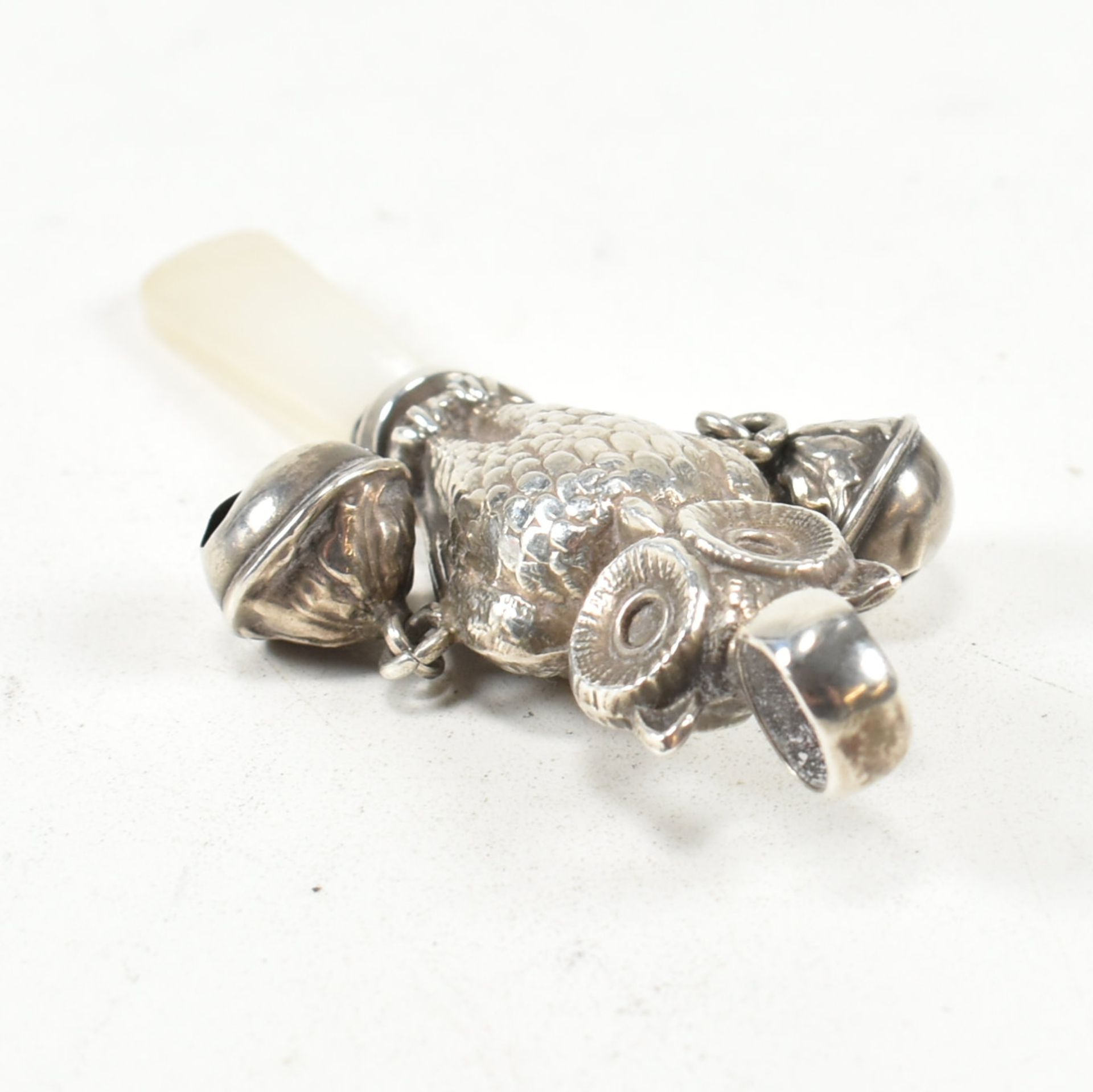 EARLY 20TH CENTURY SILVER OWL RATTLE & MOTHER OF PEARL TEETHER - Image 3 of 4