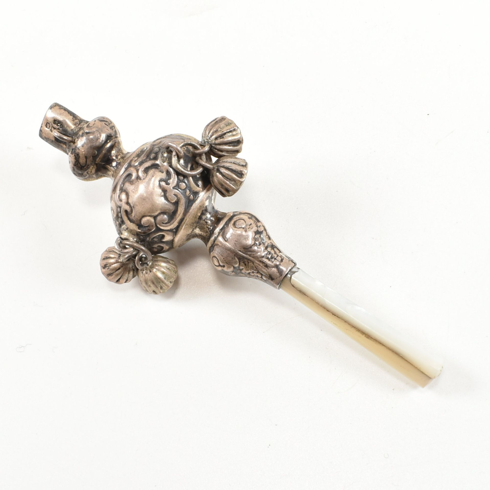 EDWARDIAN HALLMARKED SILVER & MOP BABYS RATTLE WHISTLE - Image 6 of 6