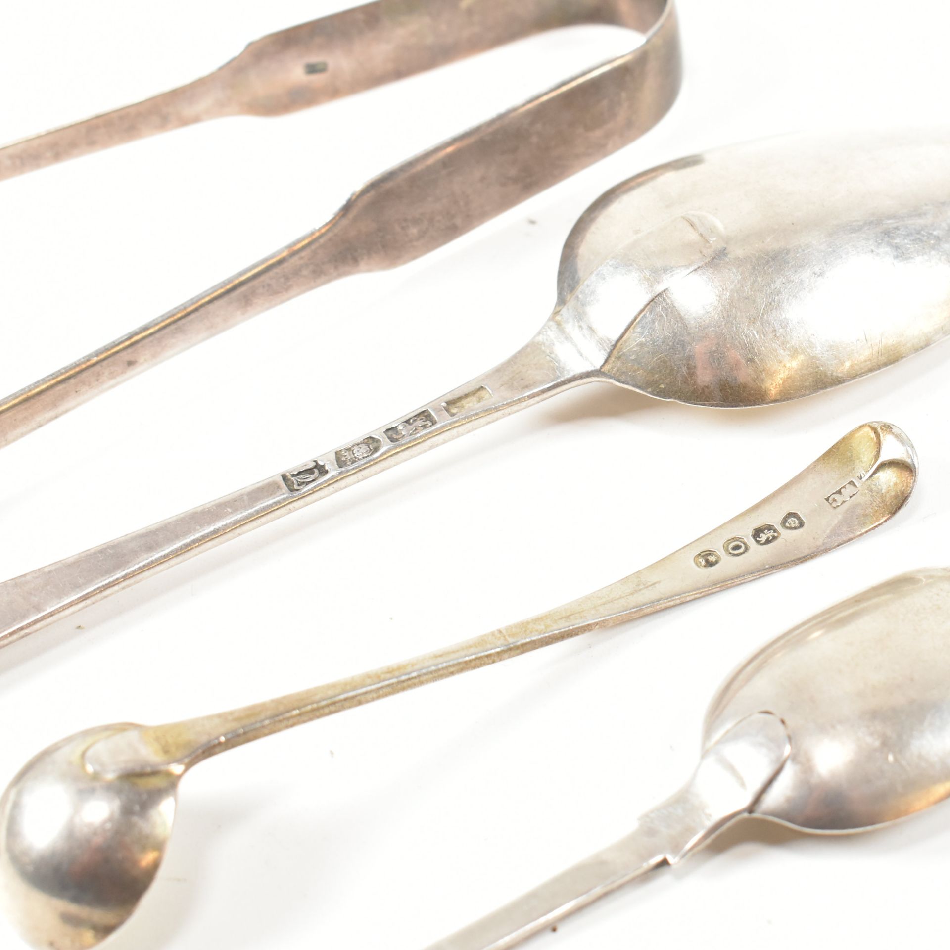 GEORGIAN & LATER HALLMARKED SILVER FLATWARE ITEMS - Image 5 of 7