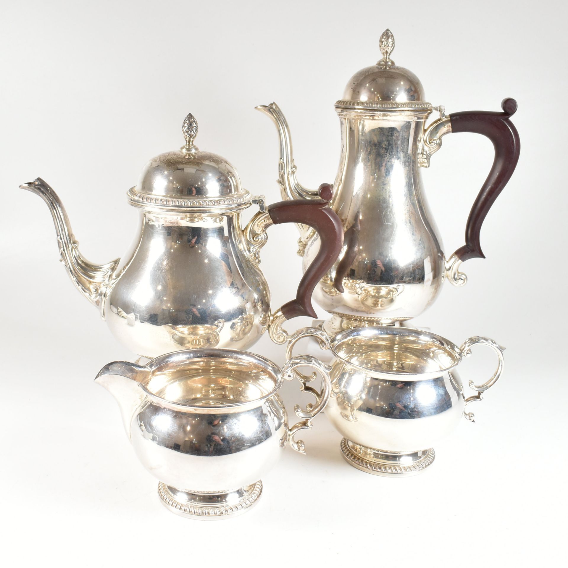 1960S WALKER & HALL HALLARKED SILVER TEA & COFFEE SERVICE