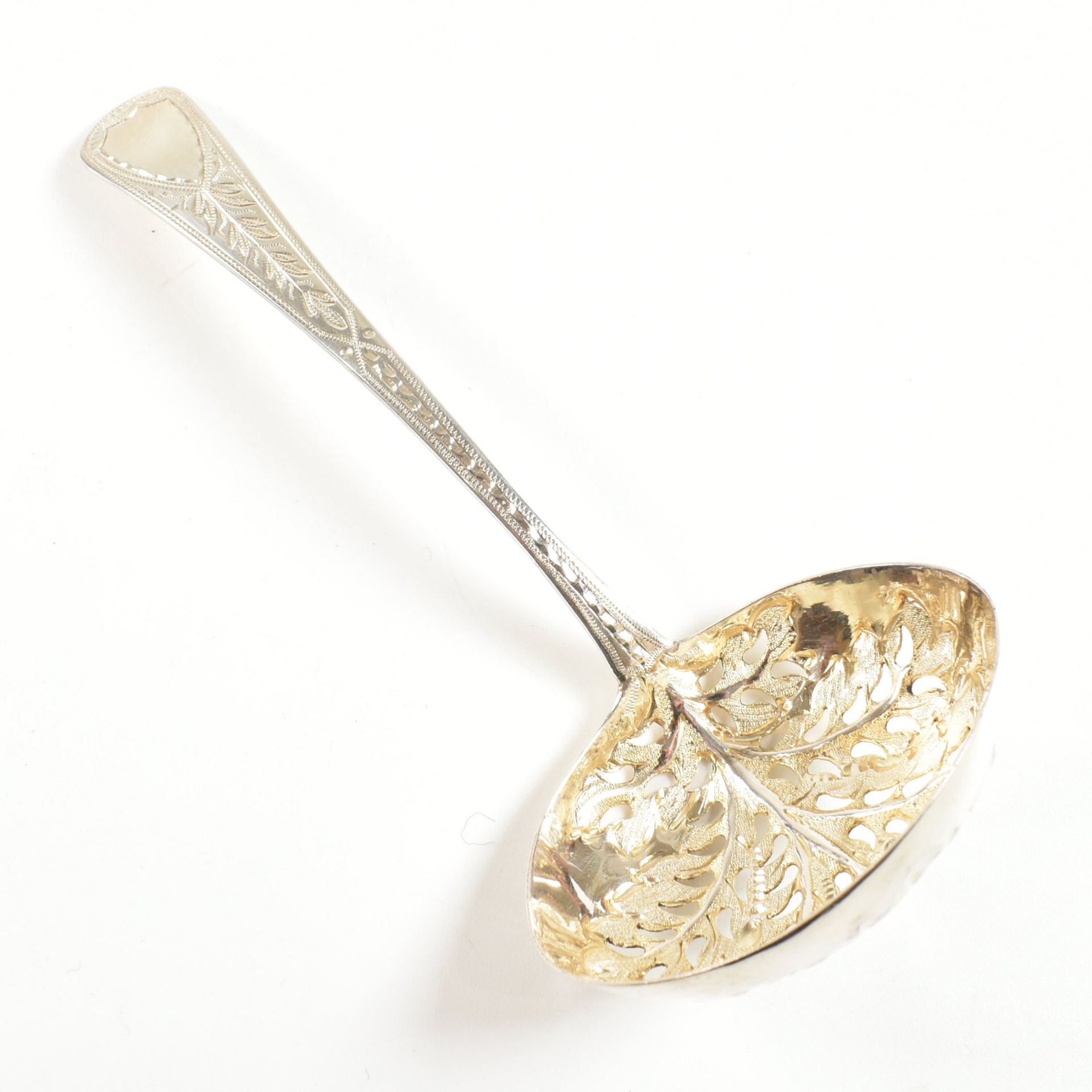 CASED GEORGE II HALLMARKED SILVER SUGAR SIFTER SPOON - Image 11 of 12