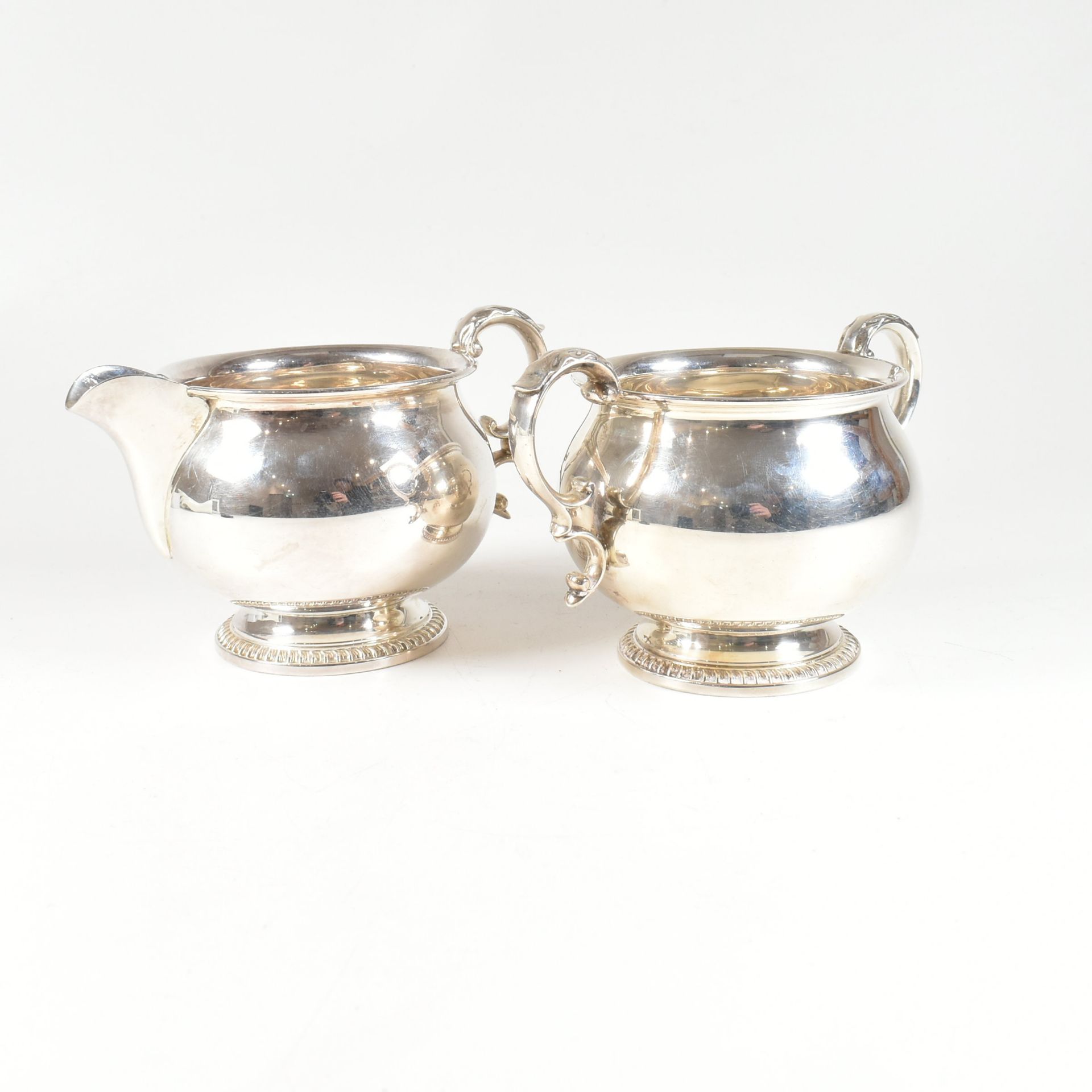 1960S WALKER & HALL HALLARKED SILVER TEA & COFFEE SERVICE - Image 9 of 16