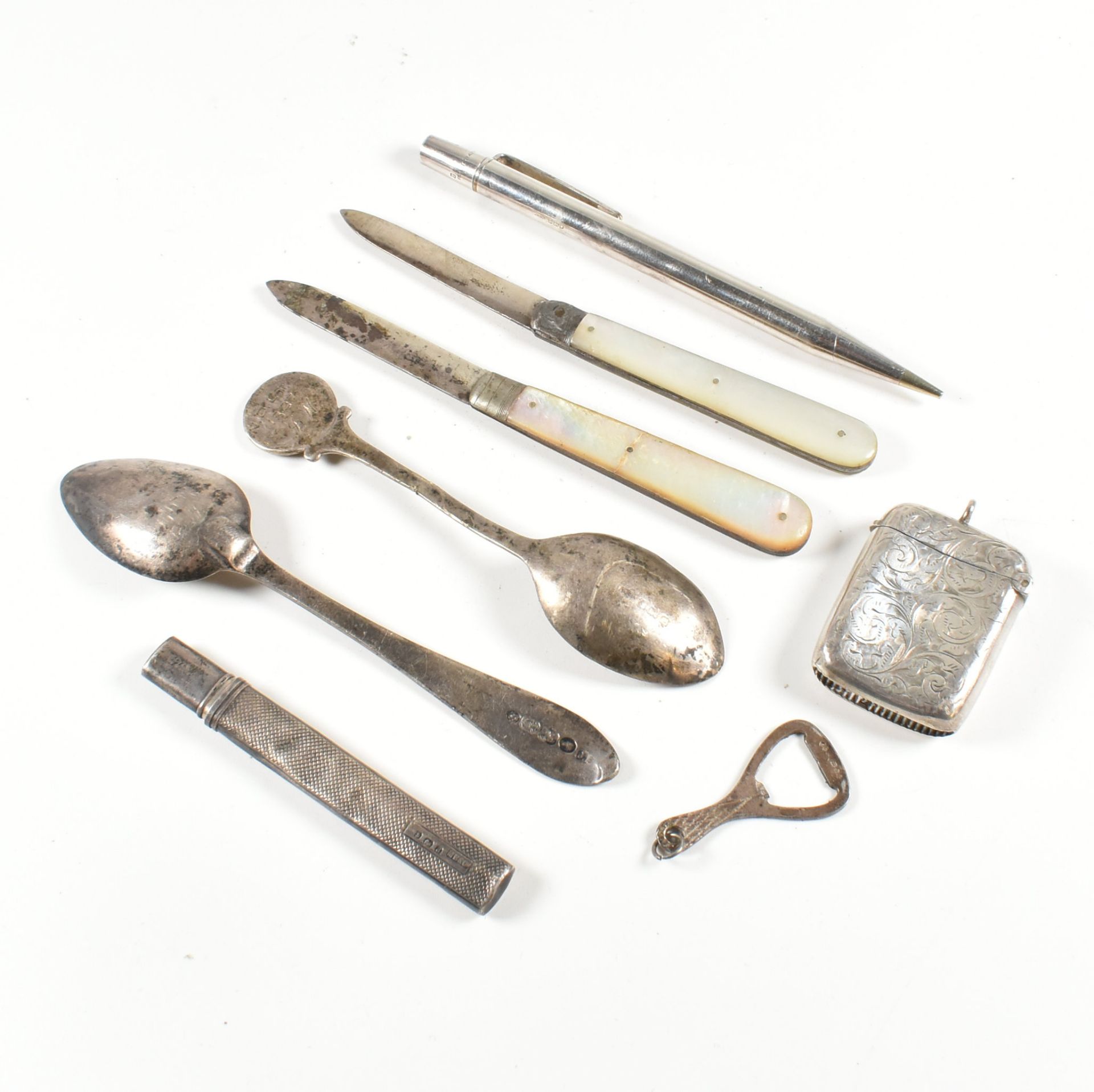 VICTORIAN & LATER HALLMARKED SILVER ITEMS - Image 2 of 9