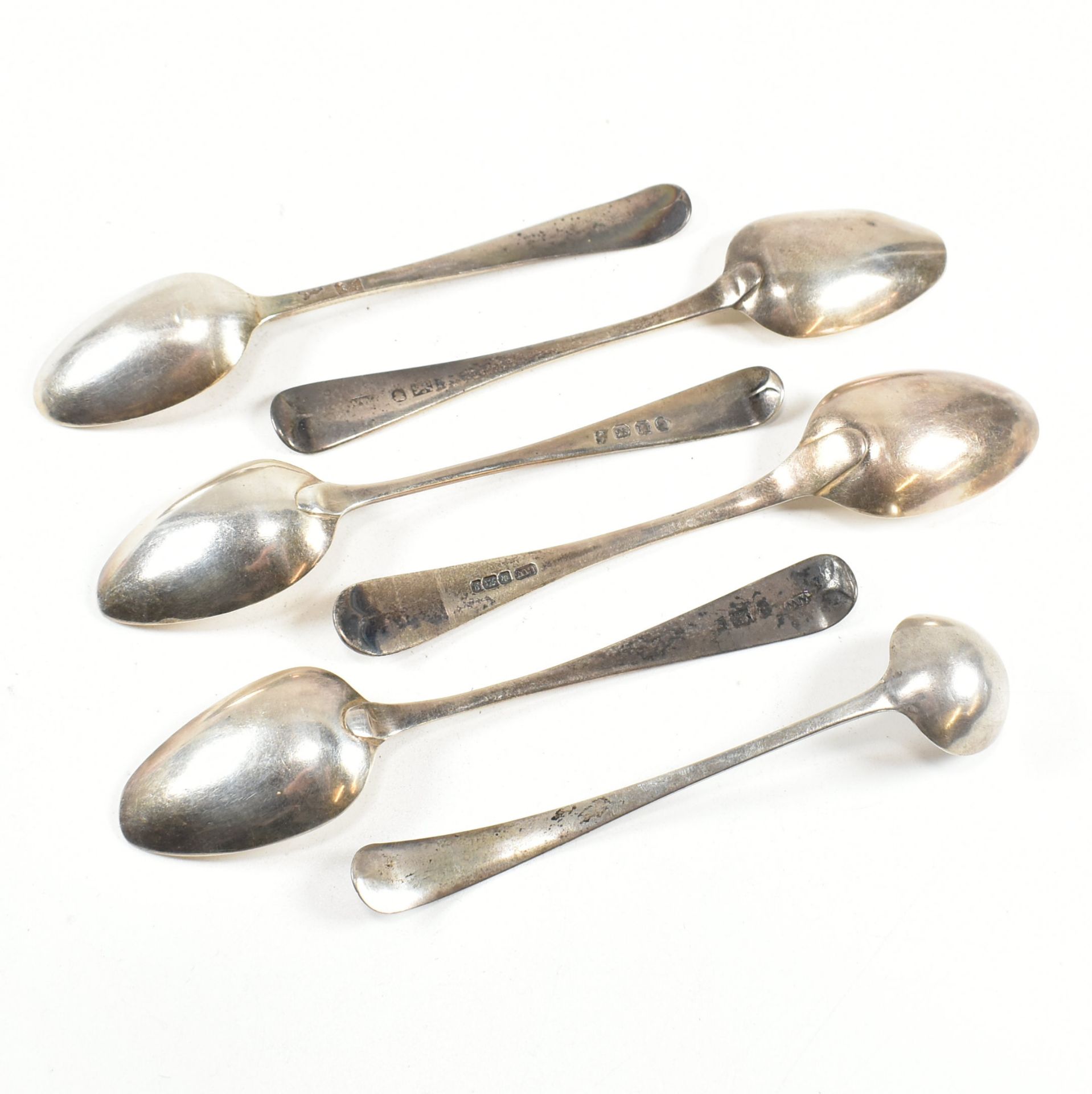 GEORGIAN & LATER HALLMARKED SILVER TEA SPOONS - Image 4 of 5