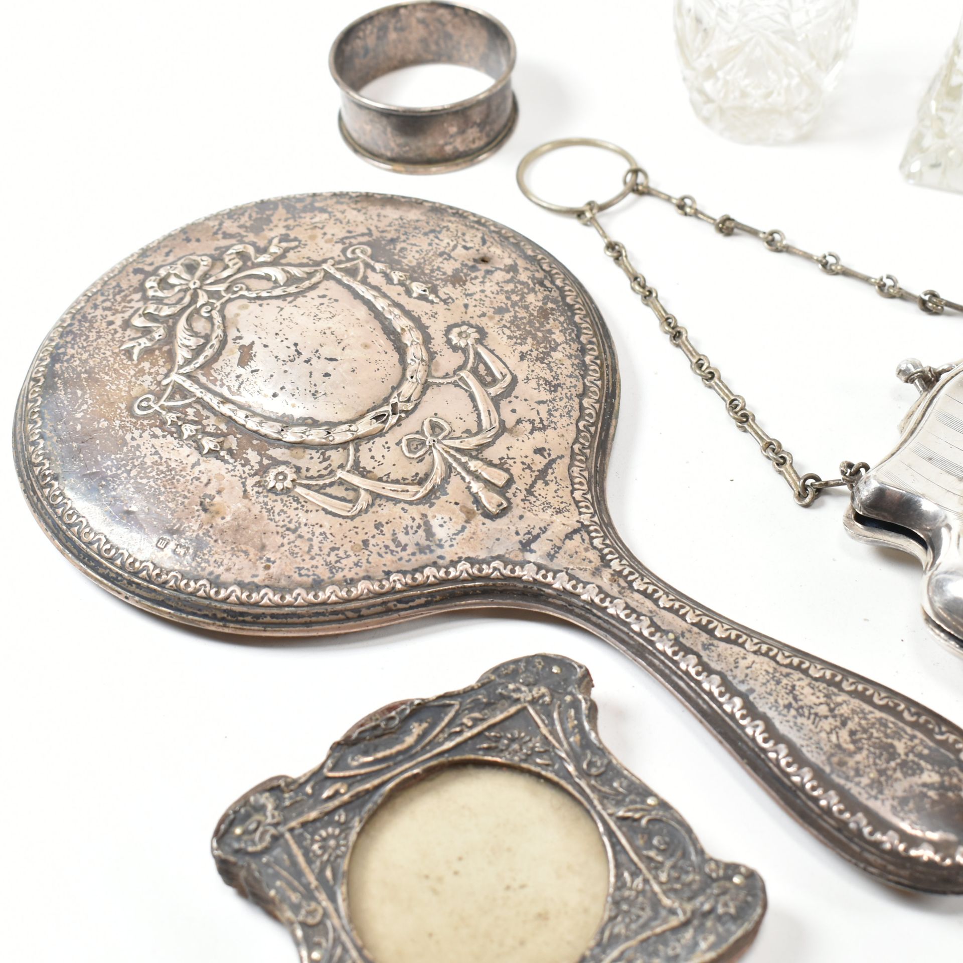 EARLY 20TH CENTURY HALLMARKED SILVER & WHITE METAL ITEMS - Image 4 of 10