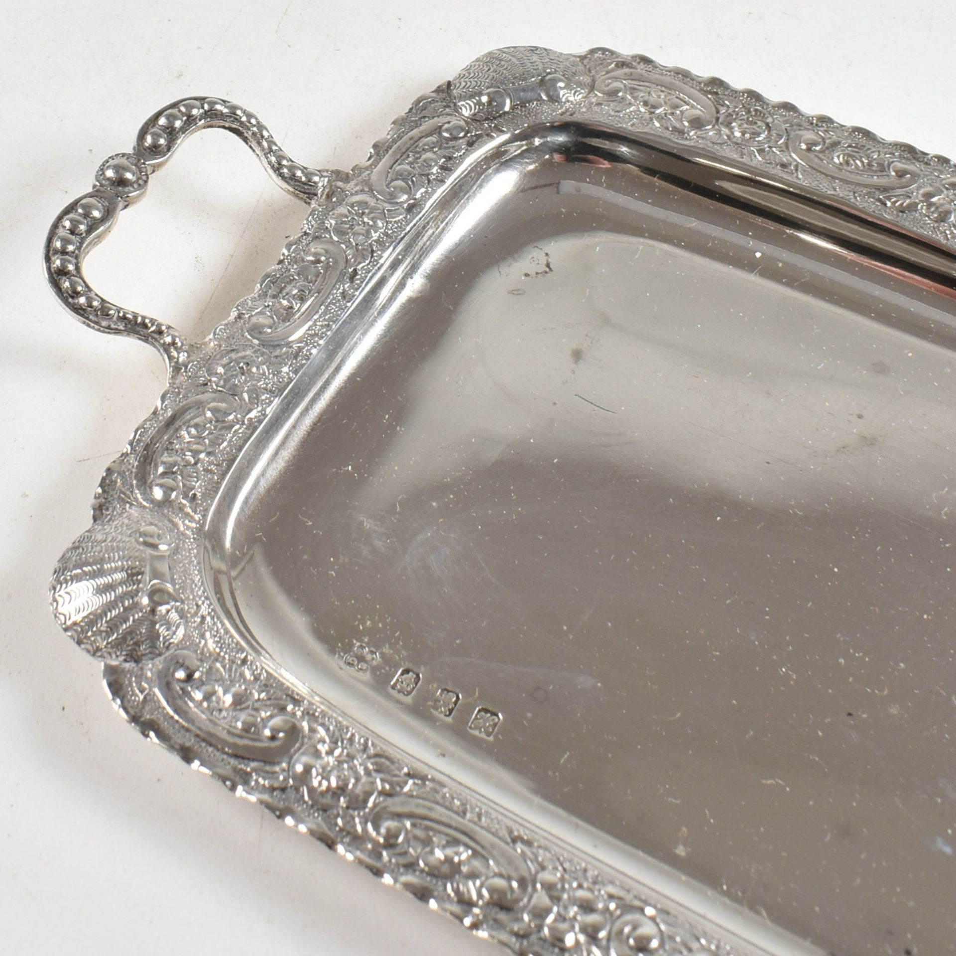 EDWARDIAN CASED SILVER MOUNTED TOT GLASS & TRAY SET - Bild 15 aus 15