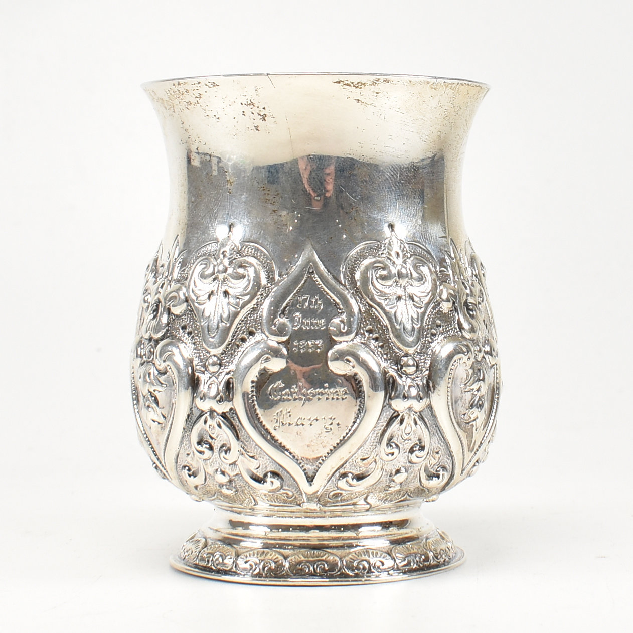 VICTORIAN HALLMARKED SILVER CHRISTENING CUP - Image 7 of 9