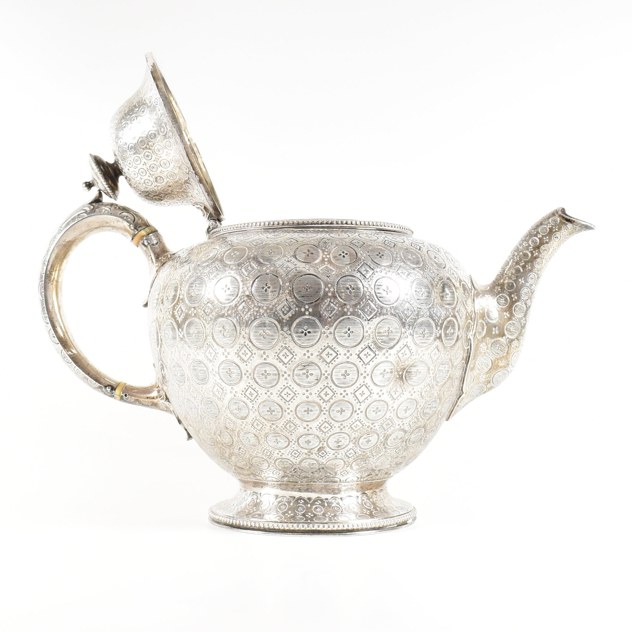 VICTORIAN HALLMARKED SILVER TEA POT CHAS TAYLOR & SONS - Image 2 of 17