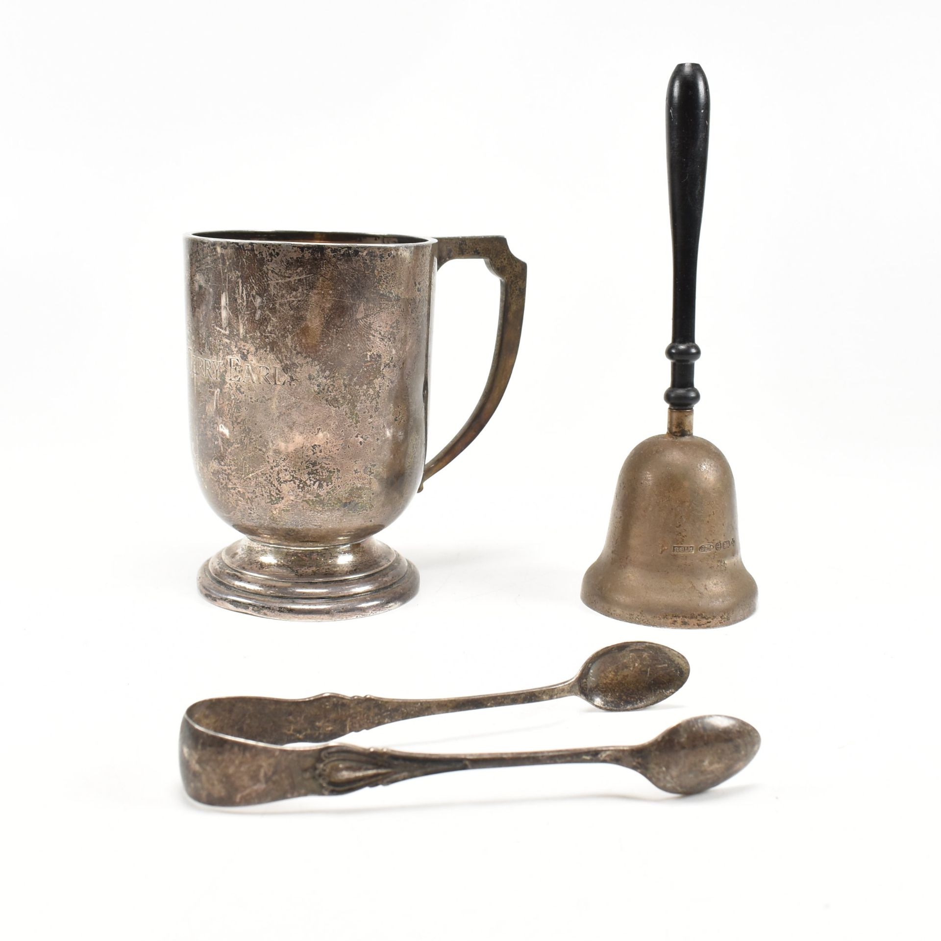 VICTORIAN & LATER HALLMARKED SILVER ITEMS TANKARD BELL TONGS - Image 2 of 6