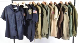 COLLECTION OF US UNITED STATES MILITARY & POLICE UNIFORM ITEMS