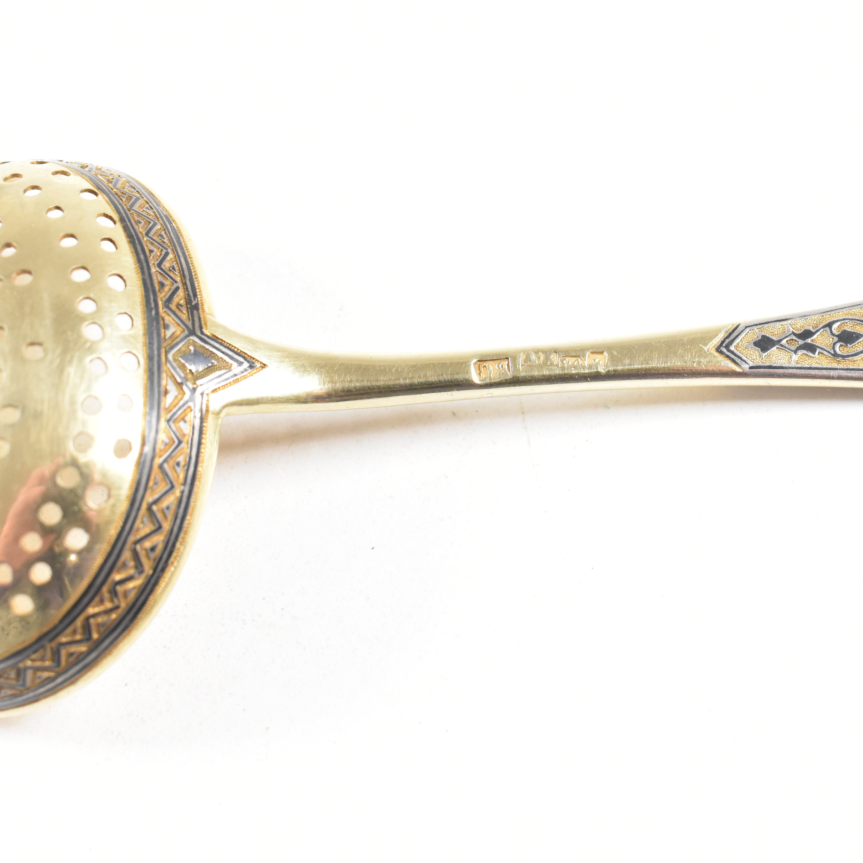 VASILI SEMENOV 19TH CENTURY RUSSIAN SILVER GILT NIELLO SPOON SET - Image 21 of 24