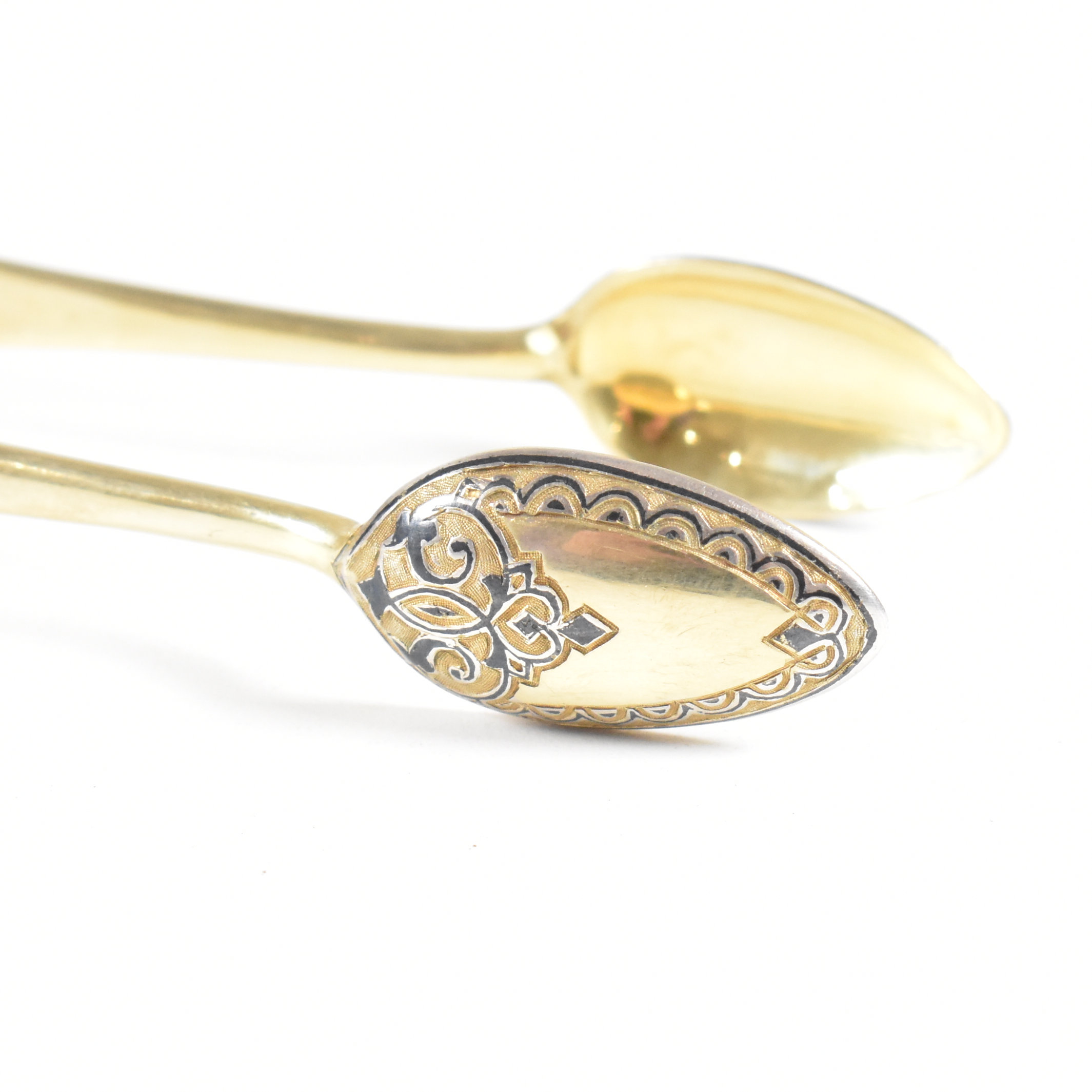 VASILI SEMENOV 19TH CENTURY RUSSIAN SILVER GILT NIELLO SPOON SET - Image 23 of 24