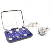 COLLECTION OF VICTORIAN & LATER HALLMARKED SILVER