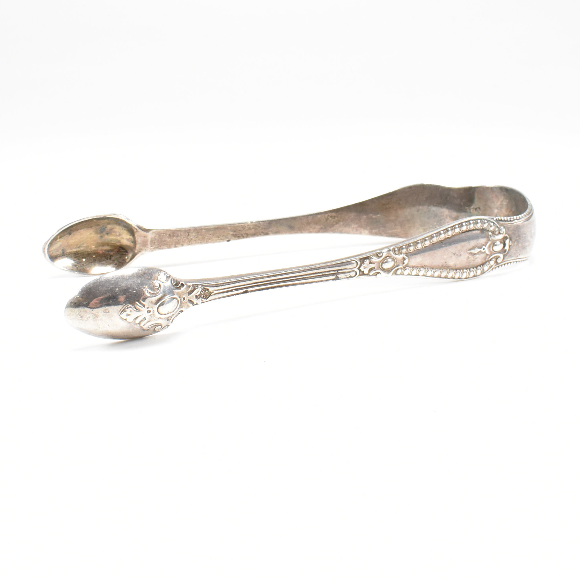 VICTORIAN & GEORGE IV HALLMARKED SILVER SUGAR TONGS - Image 4 of 13
