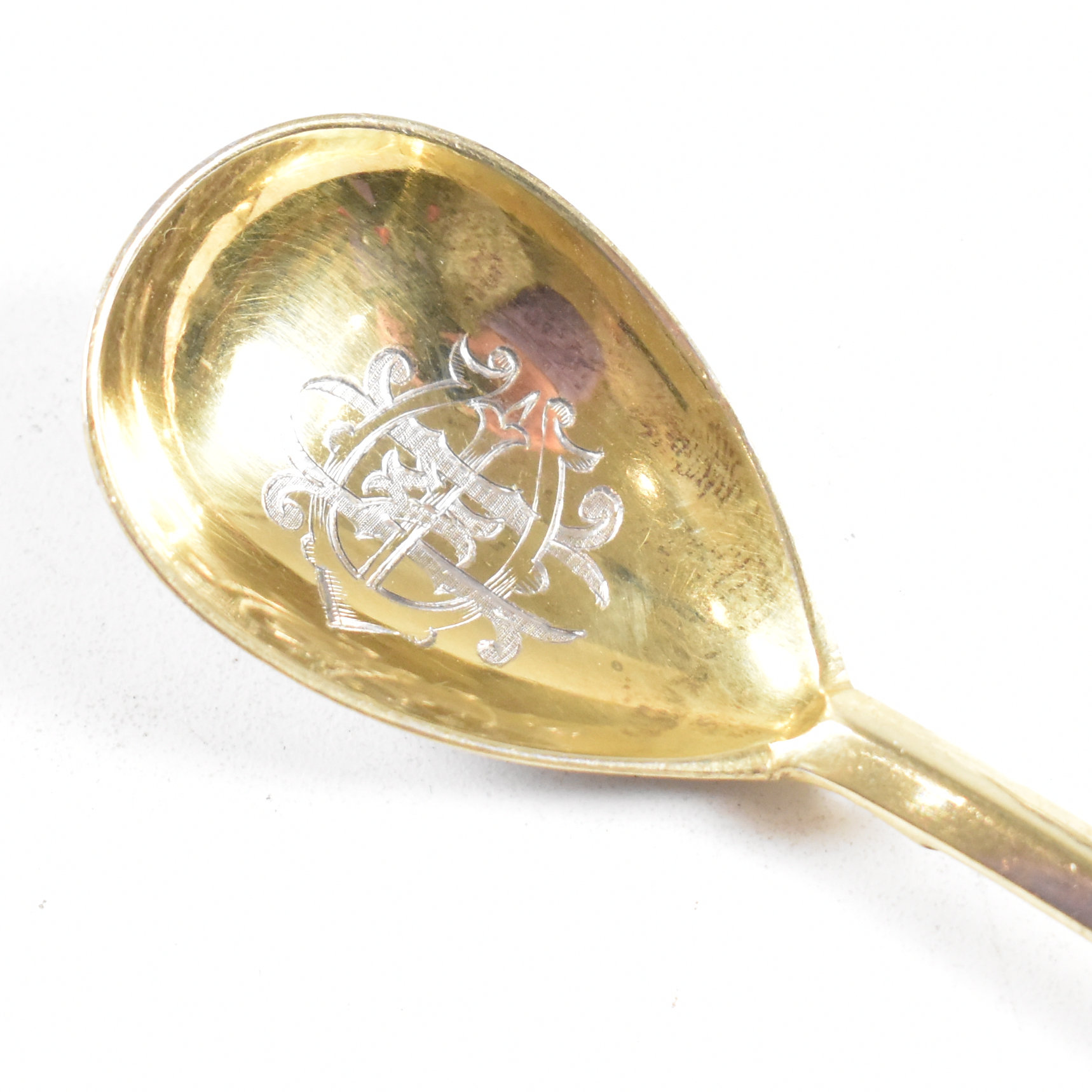 VASILI SEMENOV 19TH CENTURY RUSSIAN SILVER GILT NIELLO SPOON SET - Image 9 of 24