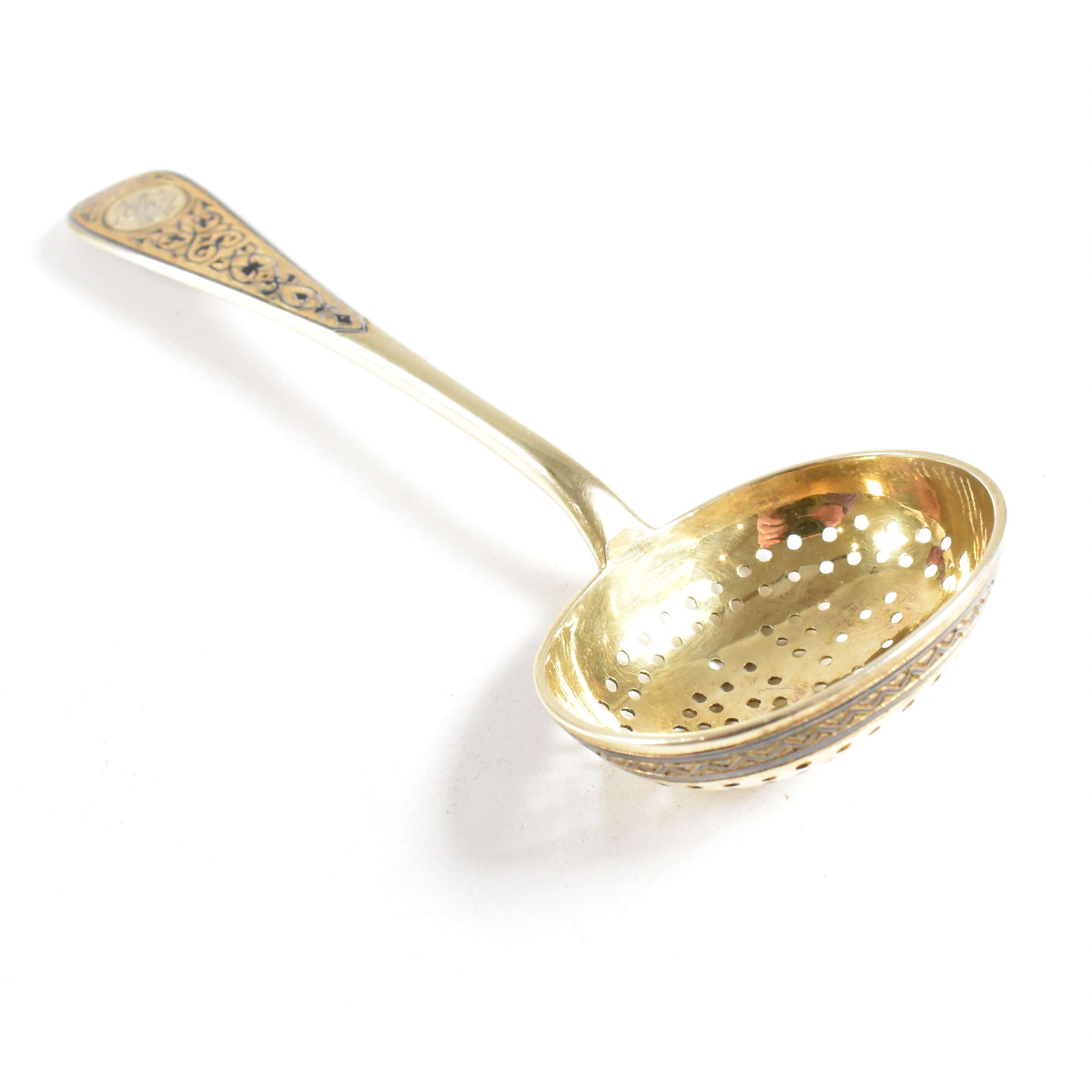 VASILI SEMENOV 19TH CENTURY RUSSIAN SILVER GILT NIELLO SPOON SET - Image 15 of 24