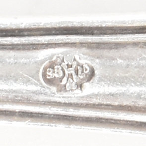 EARLY EDWARDIAN HALLMARKED SILVER FORK - Image 4 of 5