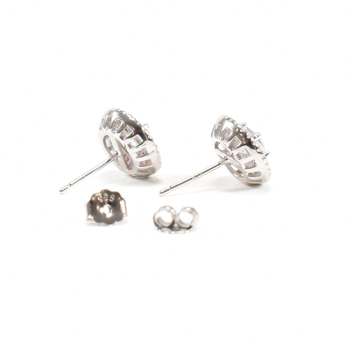 PAIR OF CONTEMPORARY SILVER & CZ TARGET STUD EARRINGS - Image 4 of 6