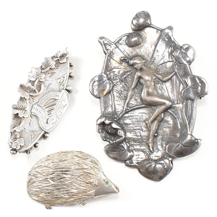 THREE SILVER BROOCHES HALLMARKED & 925 SILVER - Image 2 of 8