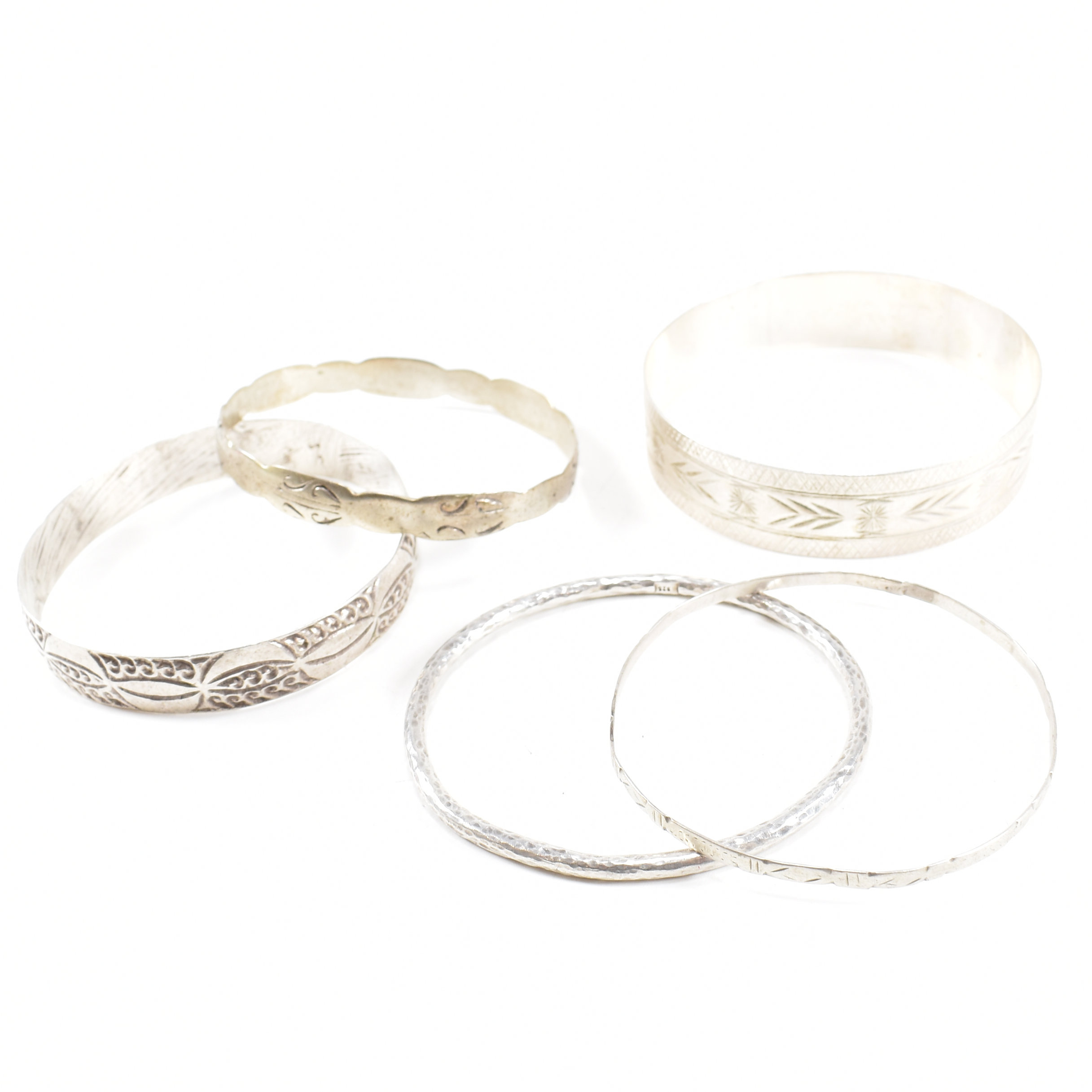 COLLECTION OF 5 925 SILVER & WHITE METAL BANGLES - Image 2 of 8