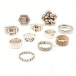 COLLECTION OF ASSORTED SILVER & WHITE METAL RINGS