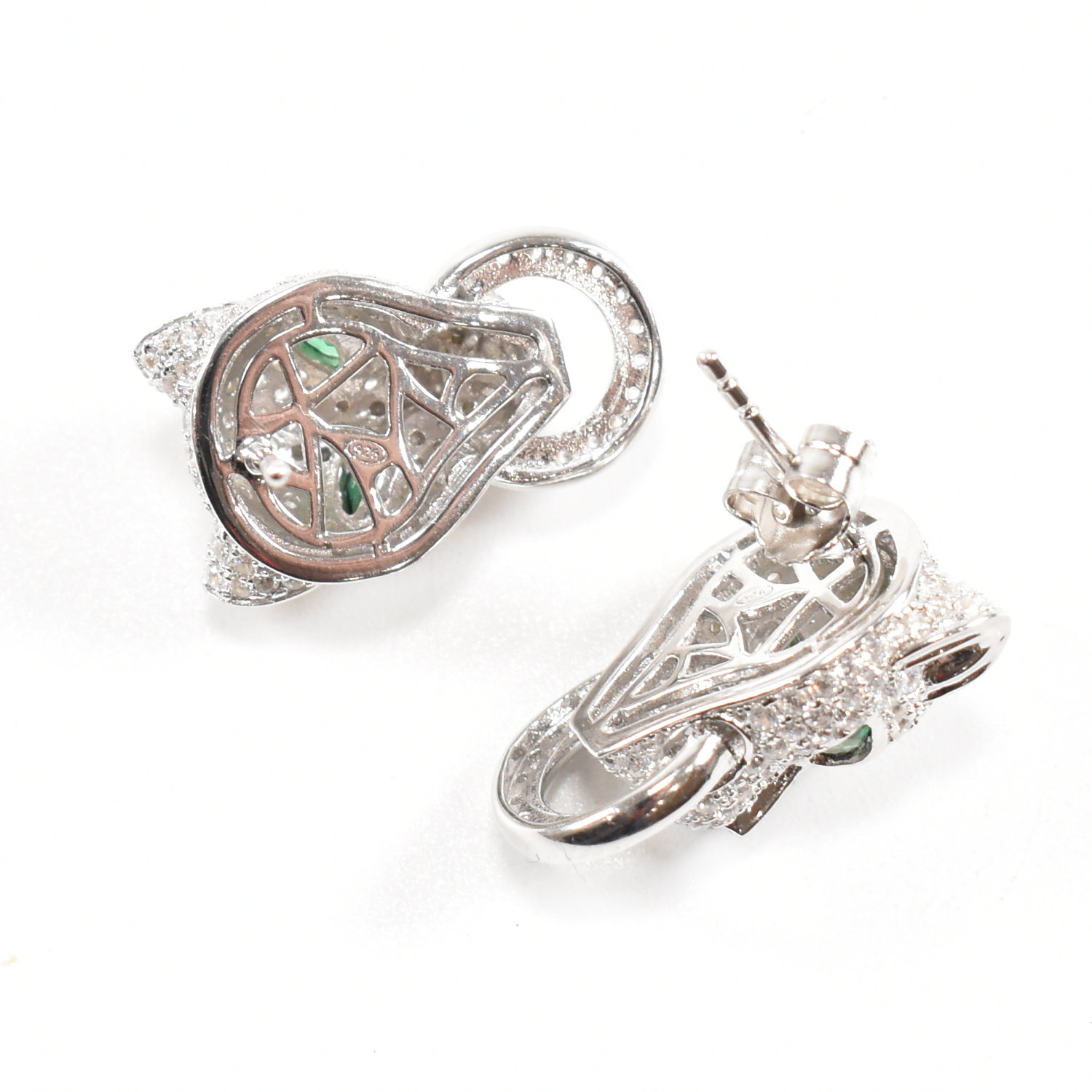 PAIR OF CONTEMPORARY SILVER CZ & EMERALD LEOPARD EARRINGS - Image 6 of 8