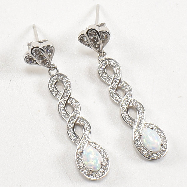 PAIR OF CONTEMPORARY SILVER & OPALITE DROP EARRINGS - Image 8 of 8