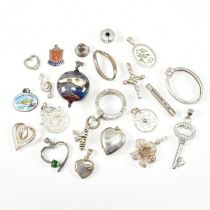 COLLECTION OF ASSORTED SILVER NECKLACE PENDANTS & CHARMS