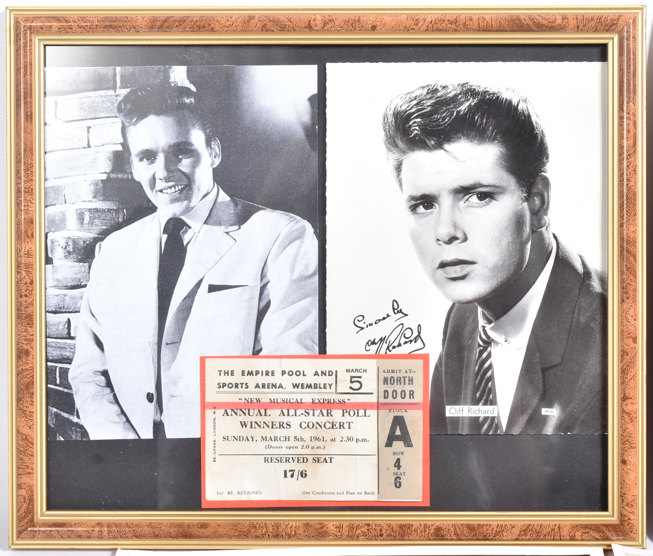 CLIFF RICHARD - COLLECTION OF VINTAGE MEMORABILIA - Image 2 of 4